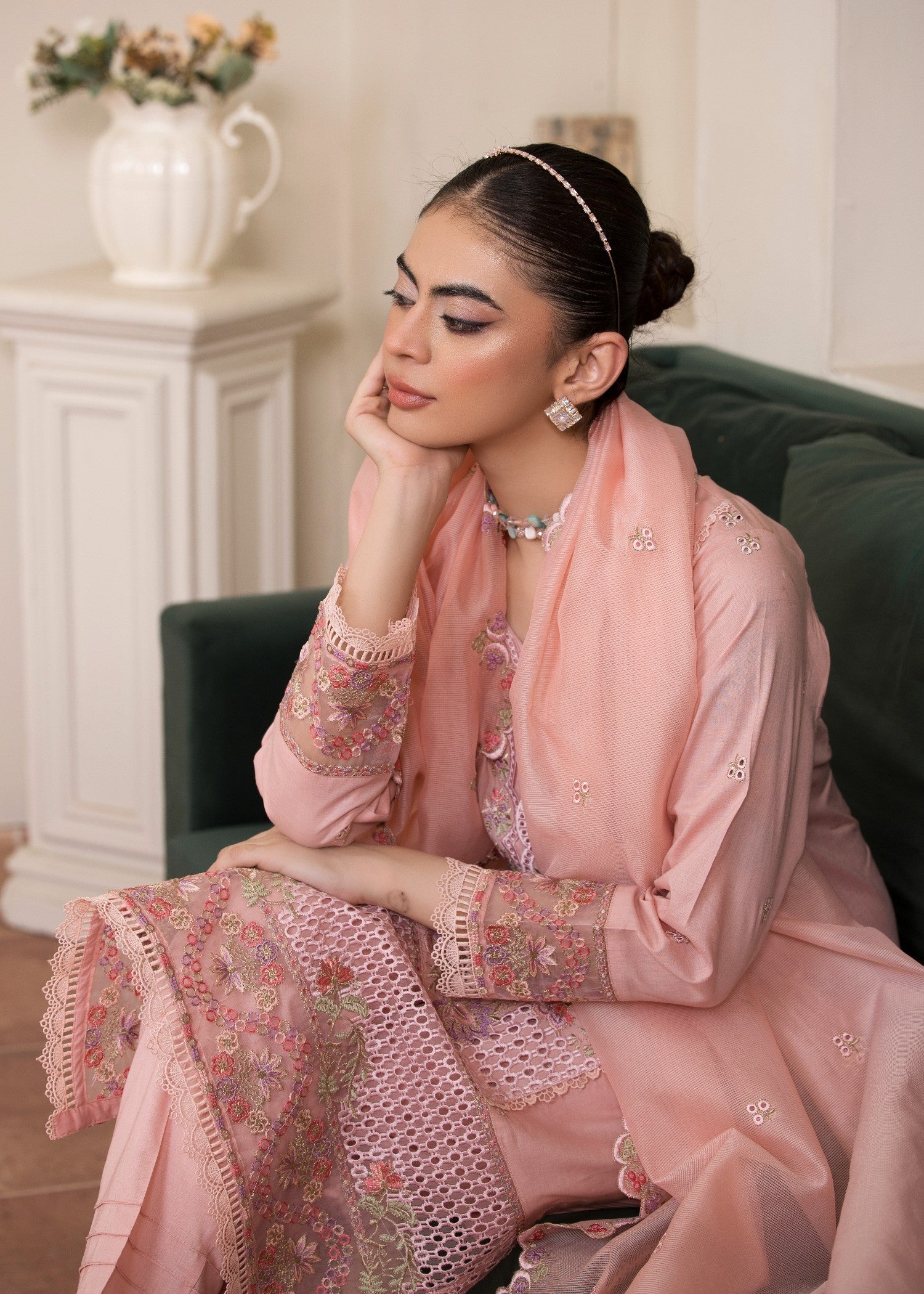 Madame Embroidered Chicken Kari Suit 2752 Women 3pcs