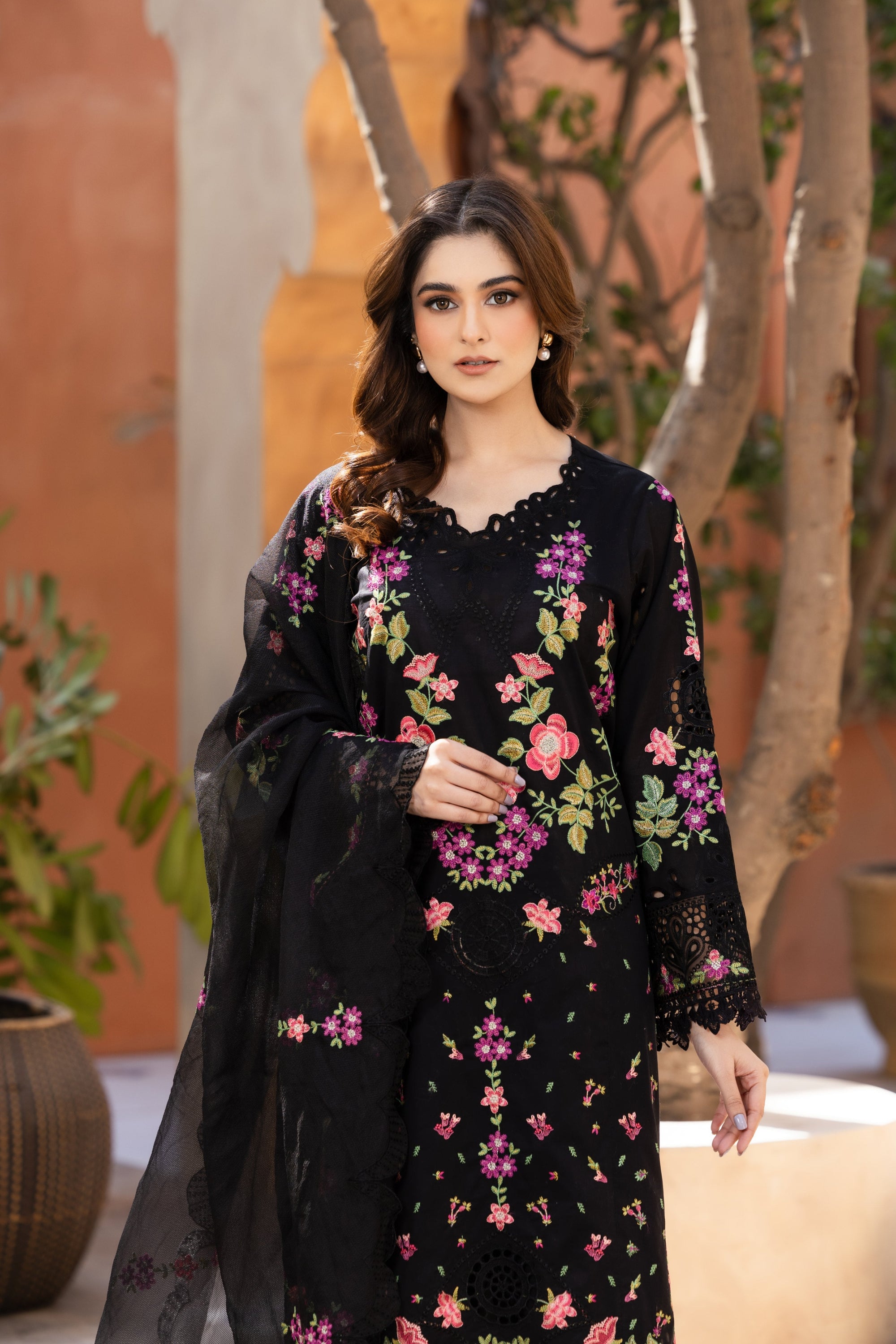 Afiay Clothing Gul E Siyah The Epitome of Elegance Women 3pcs