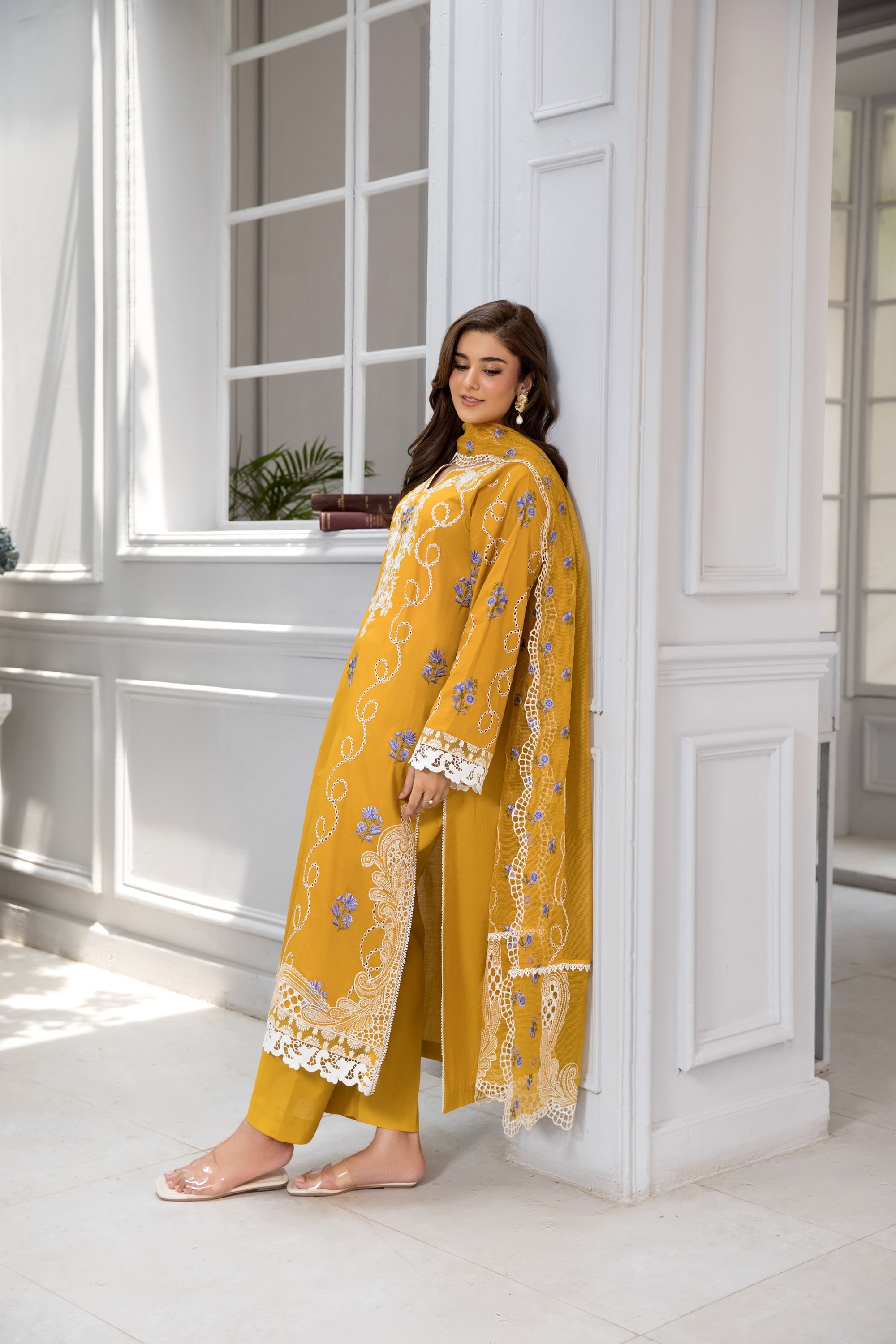 Afiay Clothing Kesar Exclusive Pret Women 3pcs