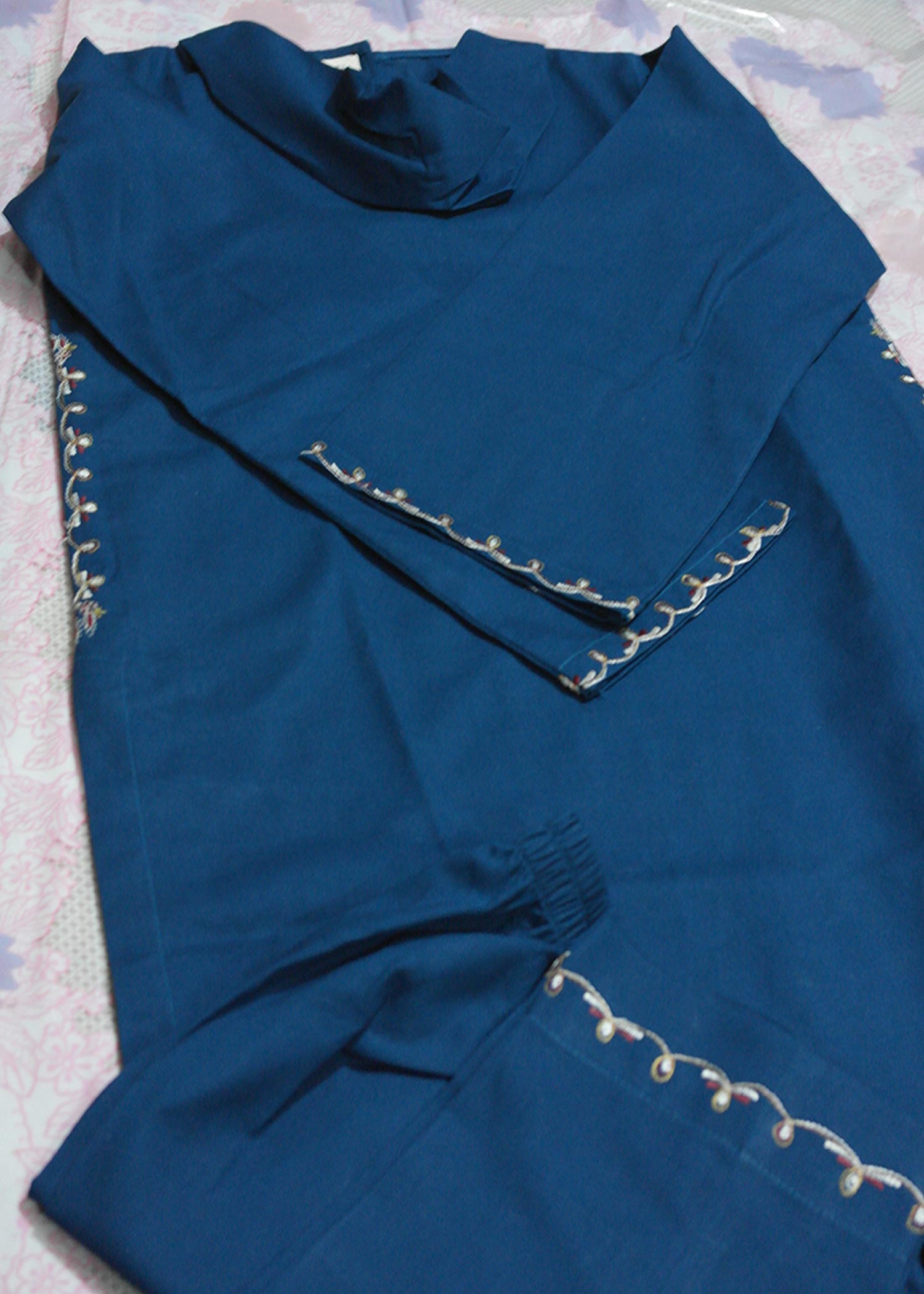 Aks-e-Jahan Teal Peony suit Women 2pcs