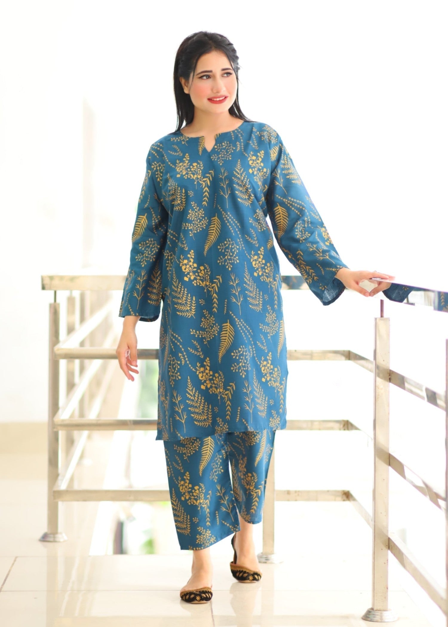 Anabya Garments Petal Teal Women 2pcs