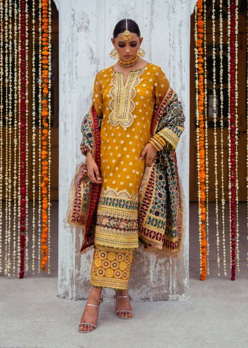 Karma Gaajra Women 3pcs