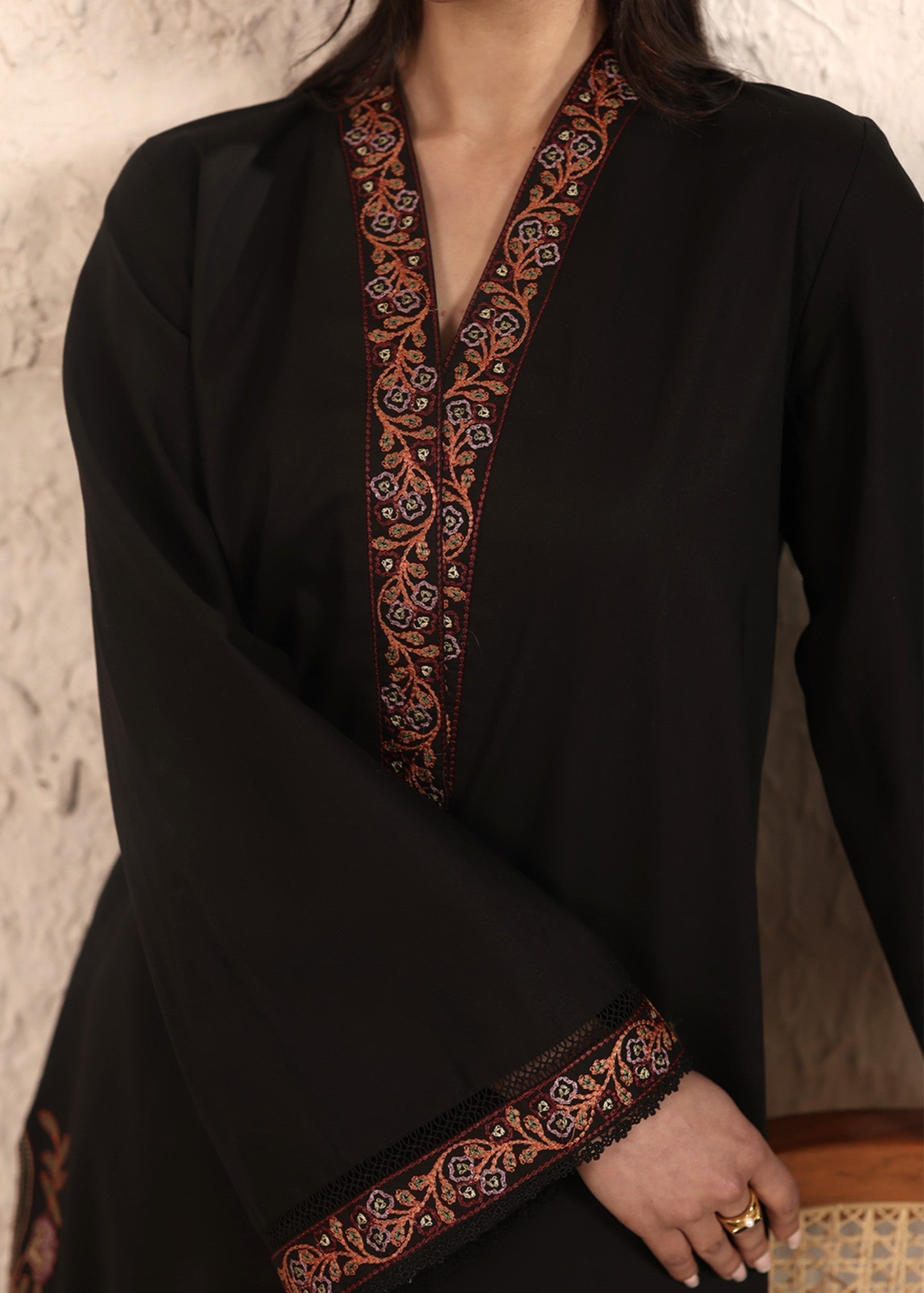 Cinq Apparel Onyx Women 2pcs