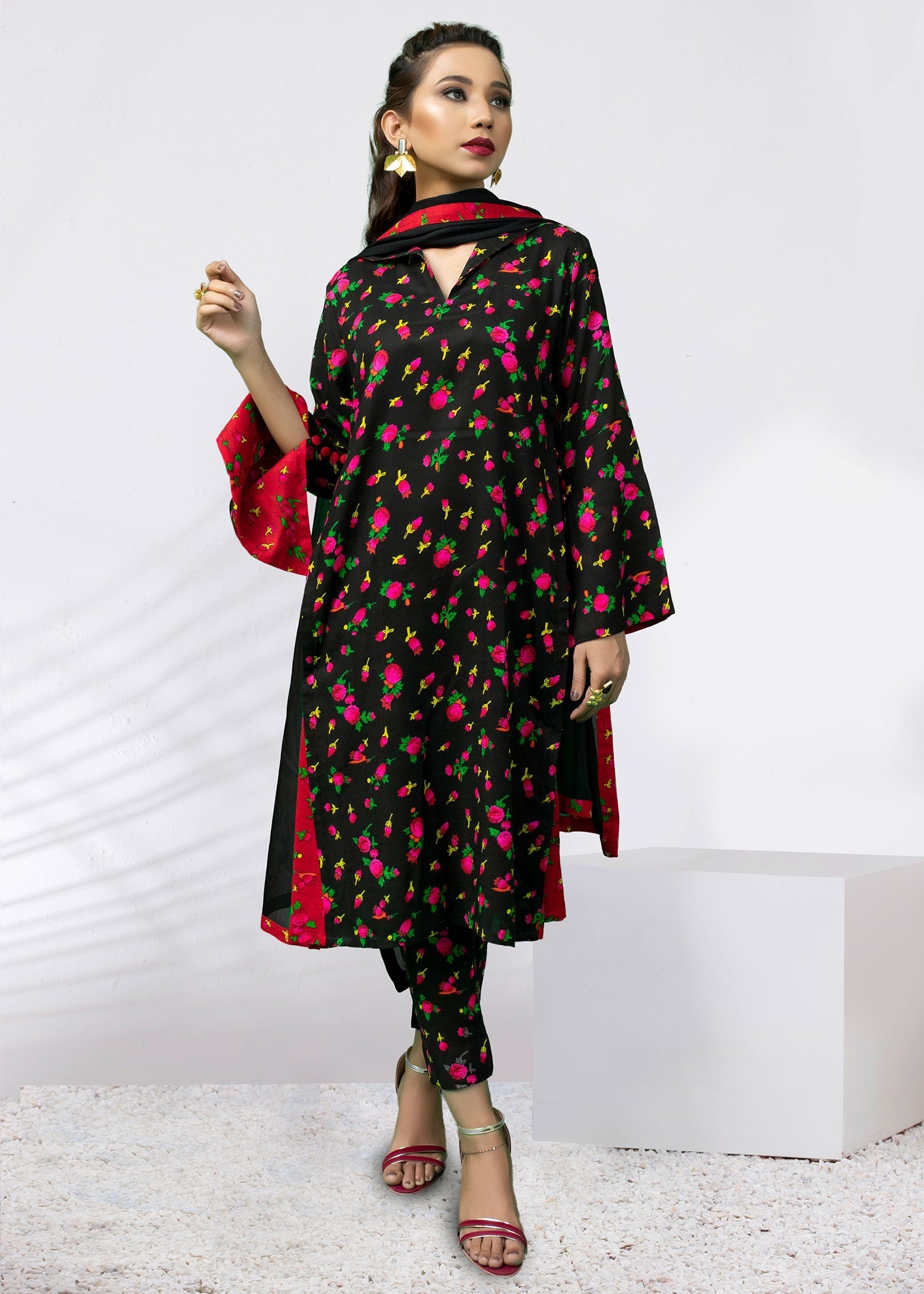 Nuqsh Pret Fiery Black NRN 006 Women 3pcs