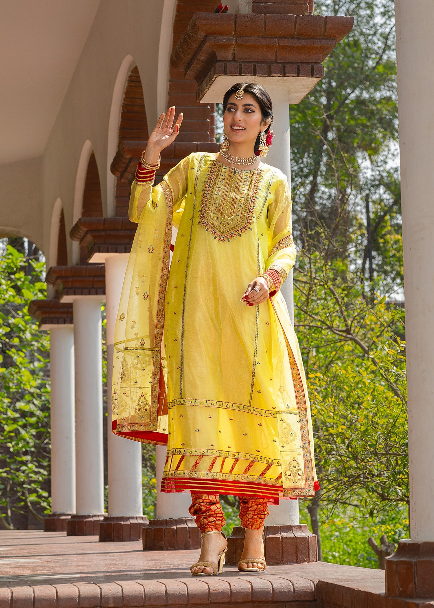 Eraj Hussain Adaa Yellow Women 4pcs
