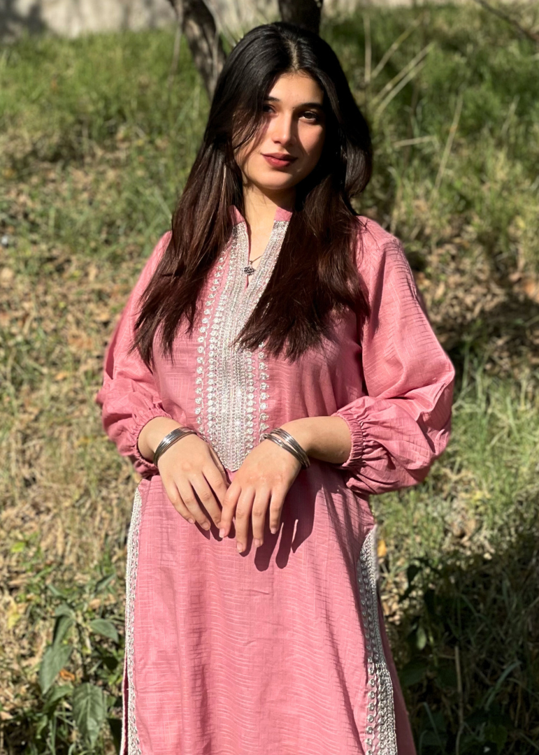 Haya'S Creation Embroidered Tea Pink Tarkashi Lawn with Farshi Shalwar Women 2pcs