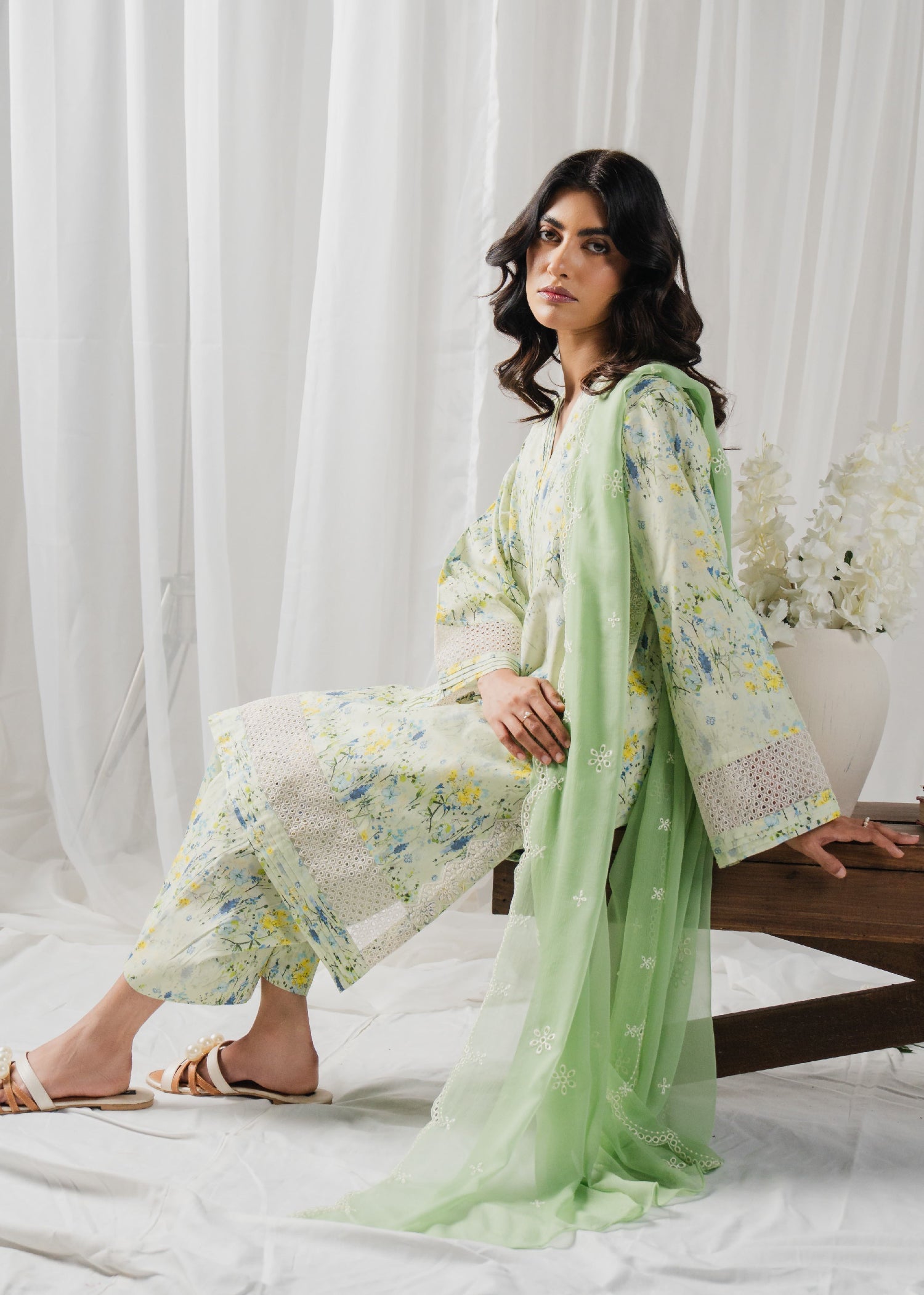 Buzzazi Green Willow Printed Suit Women 3pcs