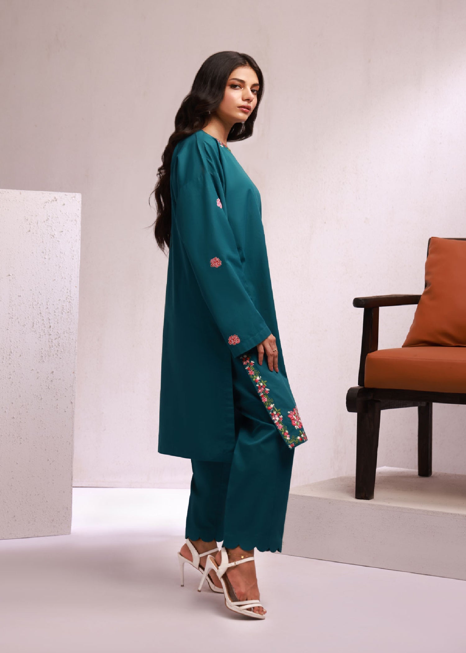 Kurta Corner Leena Women 2pcs