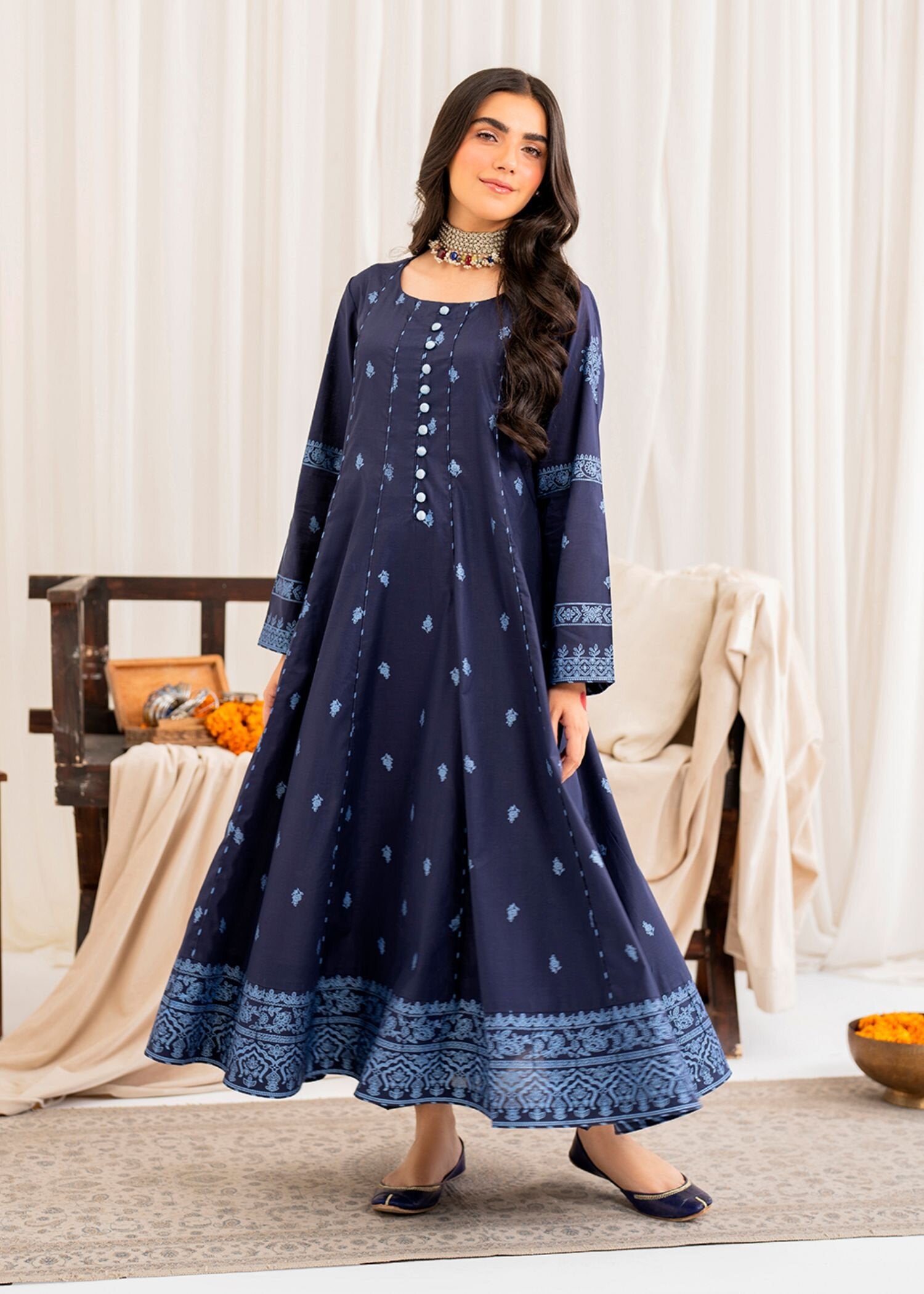 Garnet Clothing Anika Women 2pcs