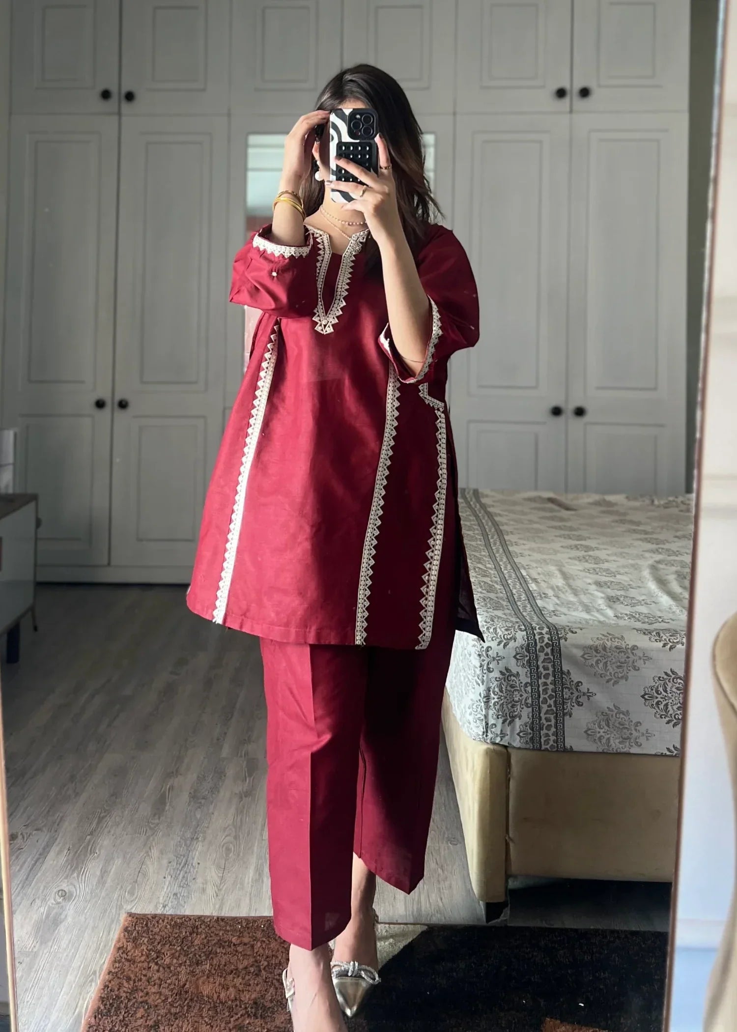 Sajfi Closet Vine with Pockets Embroidered Stitched Suit for Women Women 2pcs