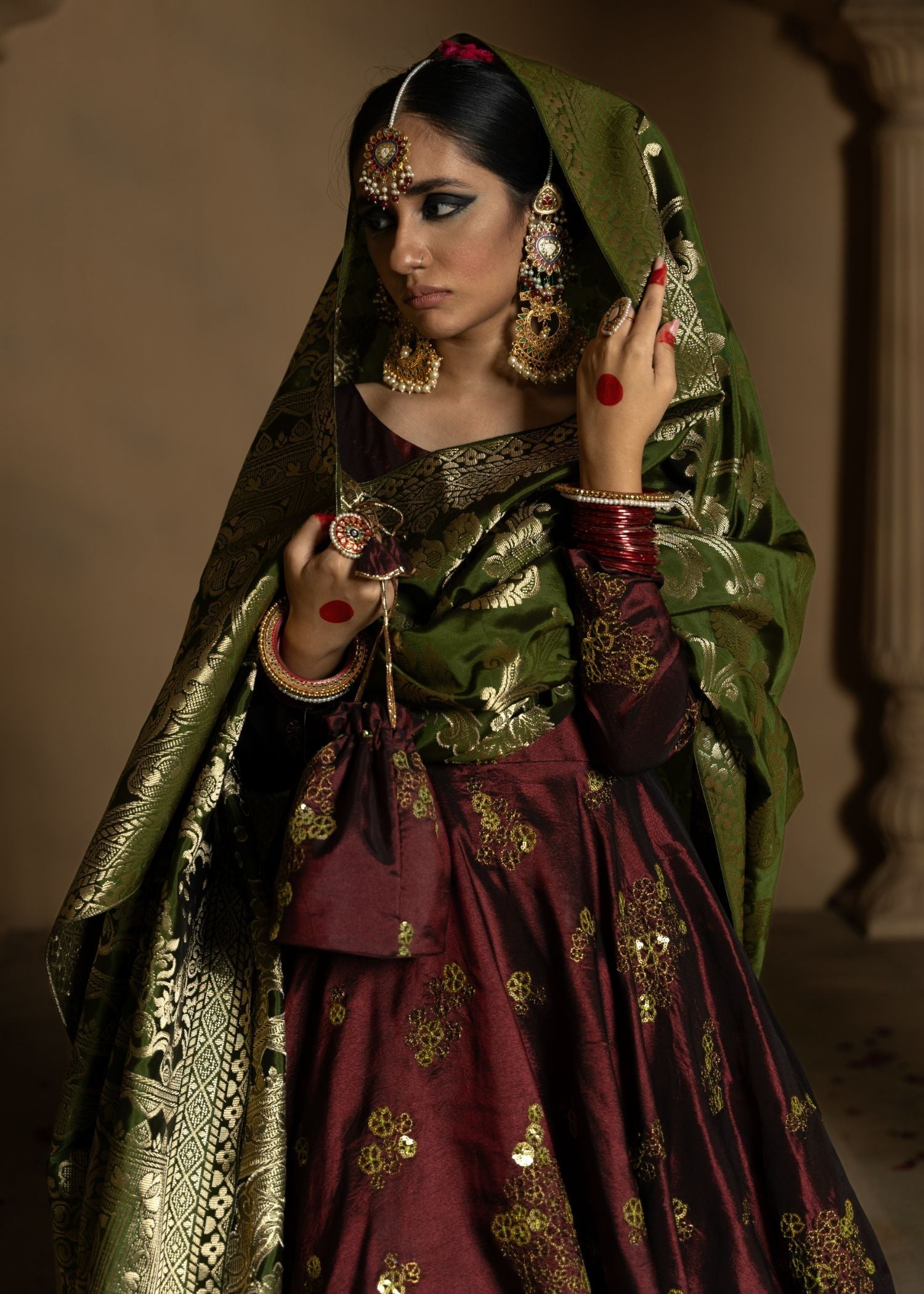 Tabassum Noor Bano Women 1pcs