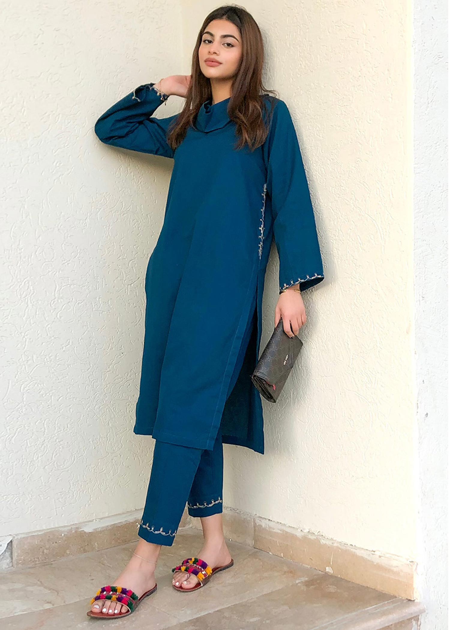 Aks-e-Jahan Teal Peony suit Women 2pcs