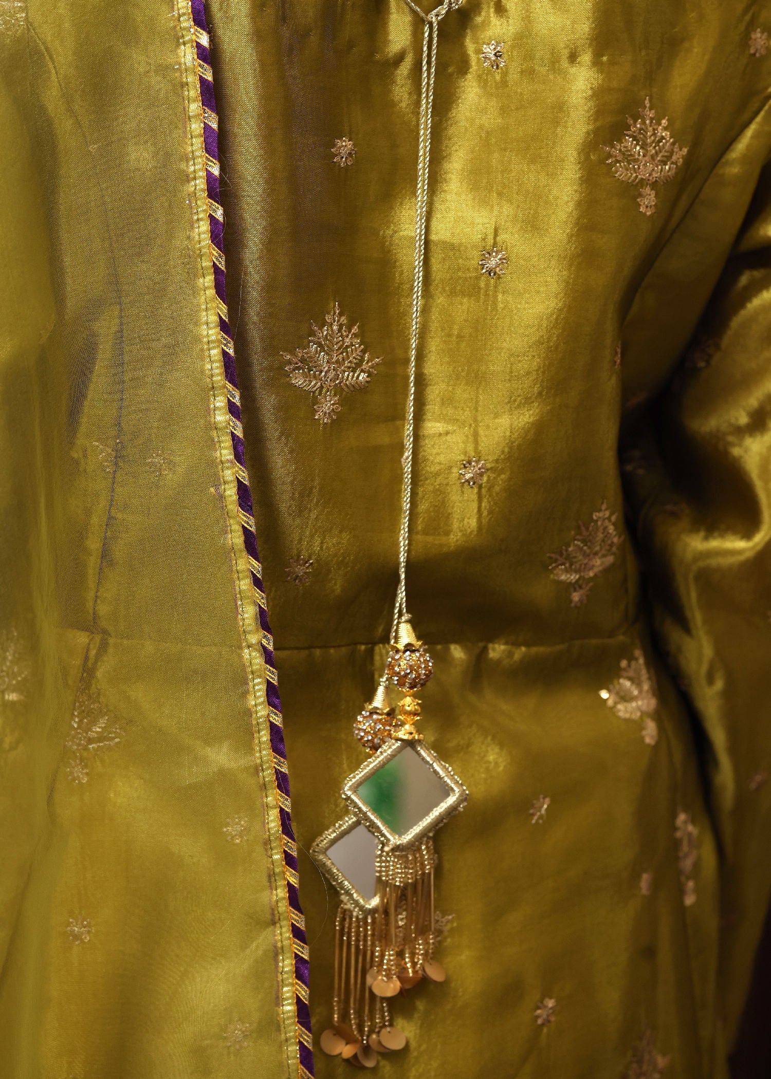 Emeralds HARA Women 2pcs