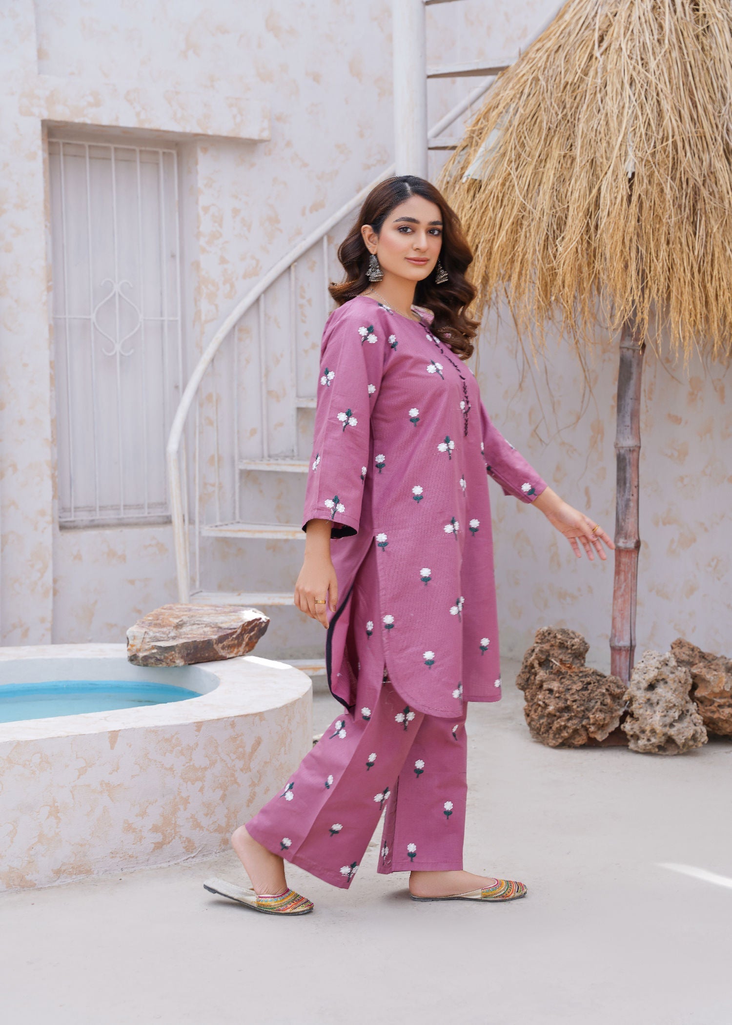Rang Riwaj Tahzeeb stitched Women 2pcs