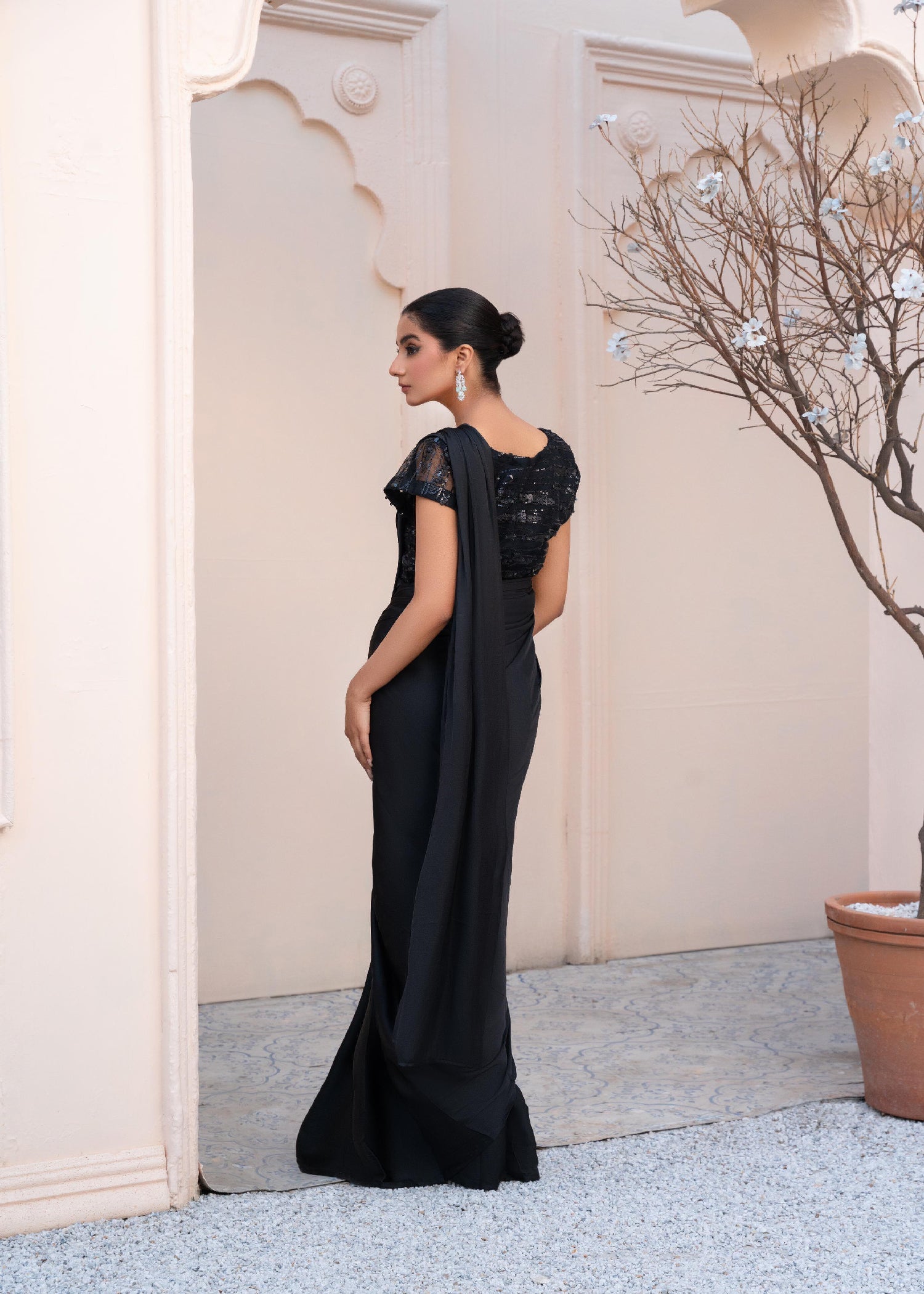 Mishkaat Clothing Serenity Midnight Black Saree Women 2pcs