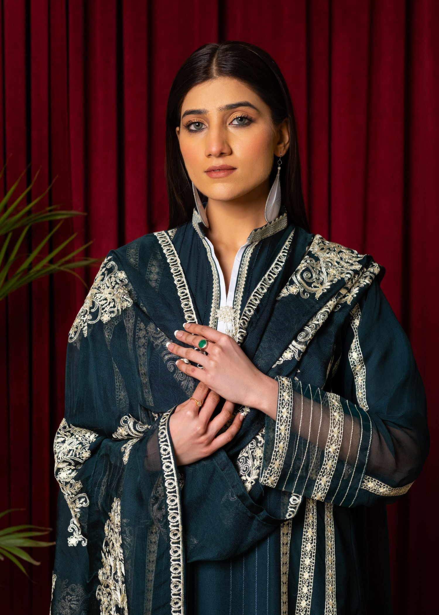 Pehnawa By Bin Akram’s BANTHREAD HARMONY CHIFFON Women 3pcs