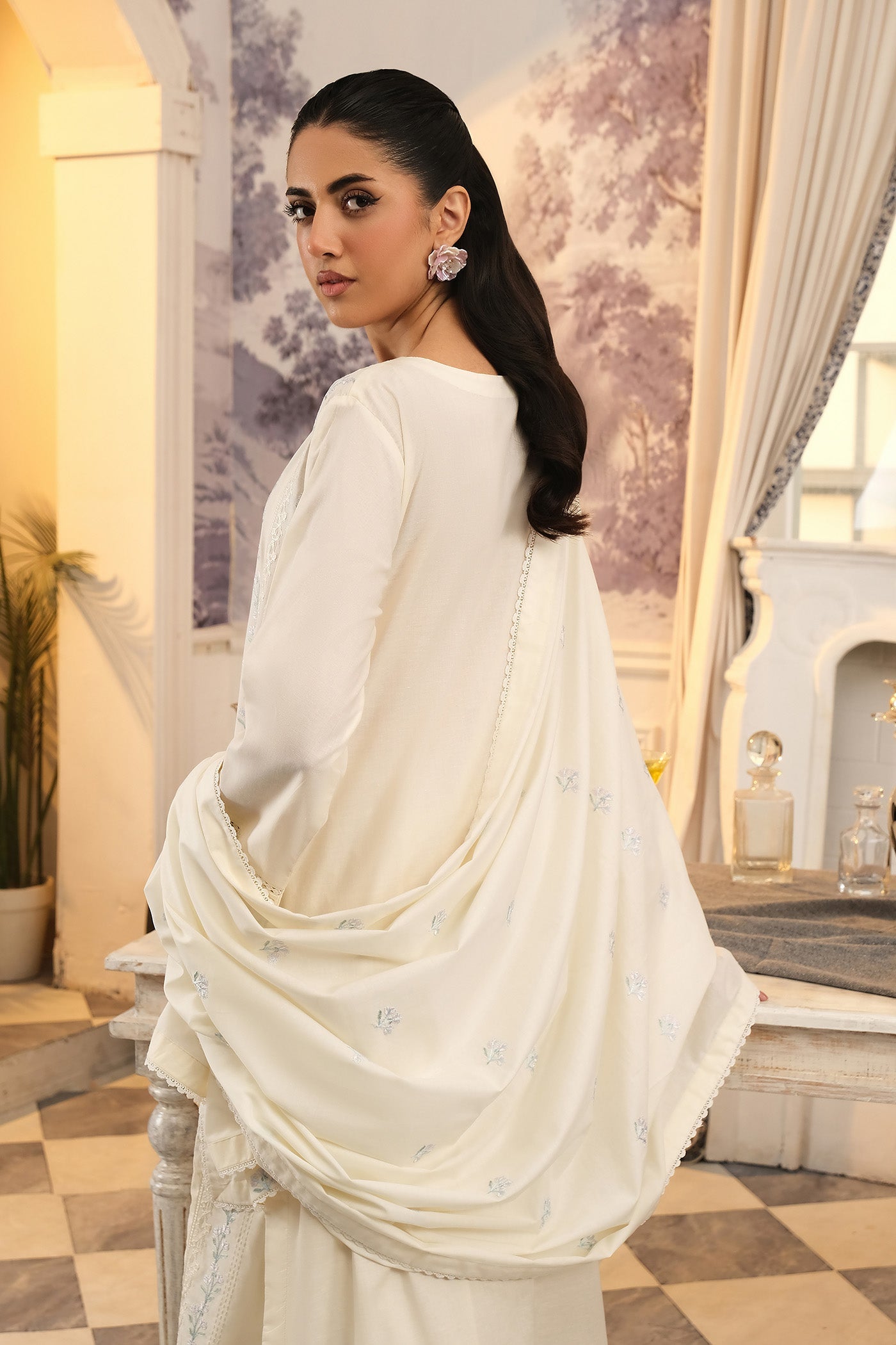 Buzzazi Off White Embroidered Suit Women 3pcs