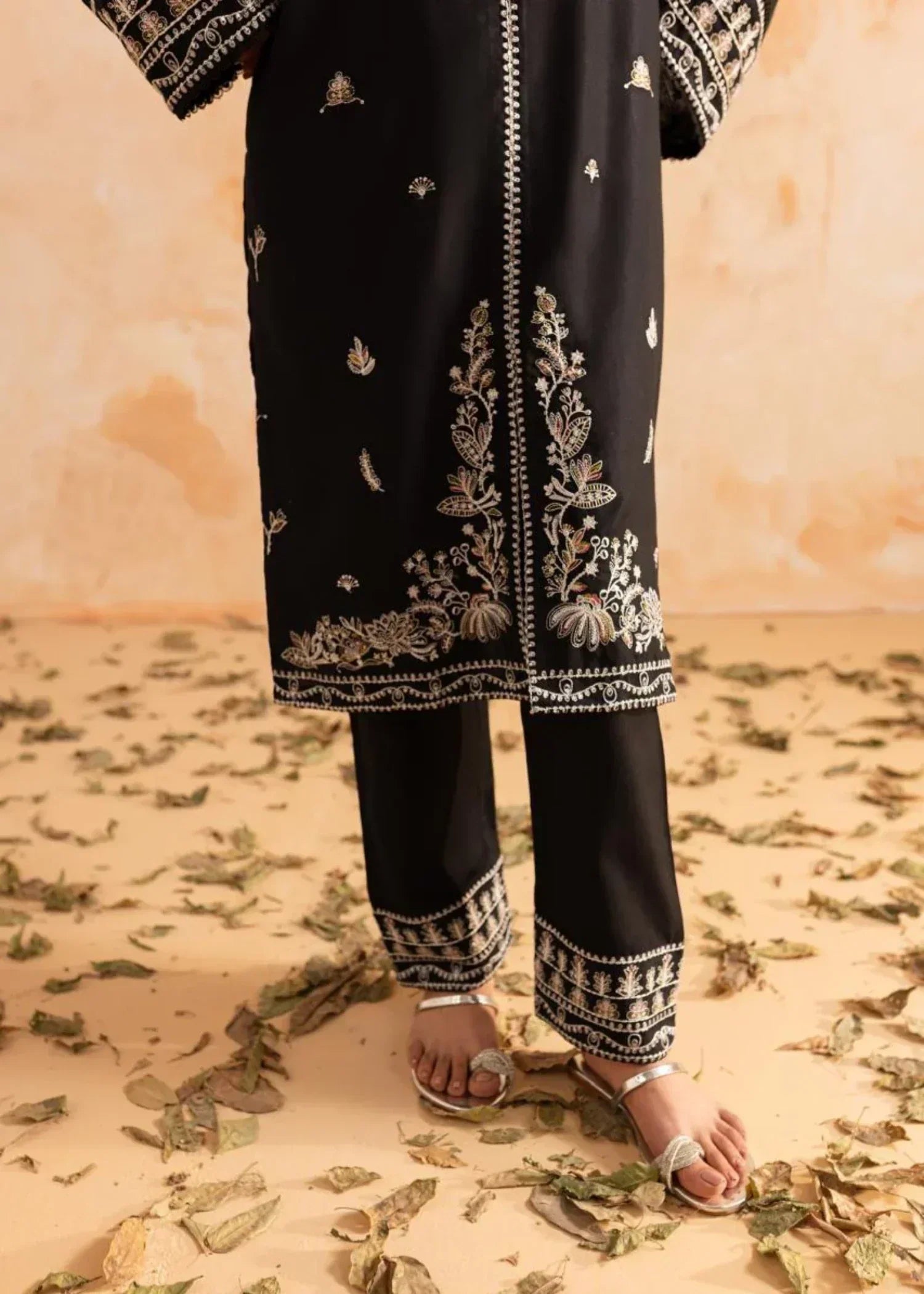 The Turkish Wear BACK BLUSH SEQUIN EMBROIDERED Women 2pcs