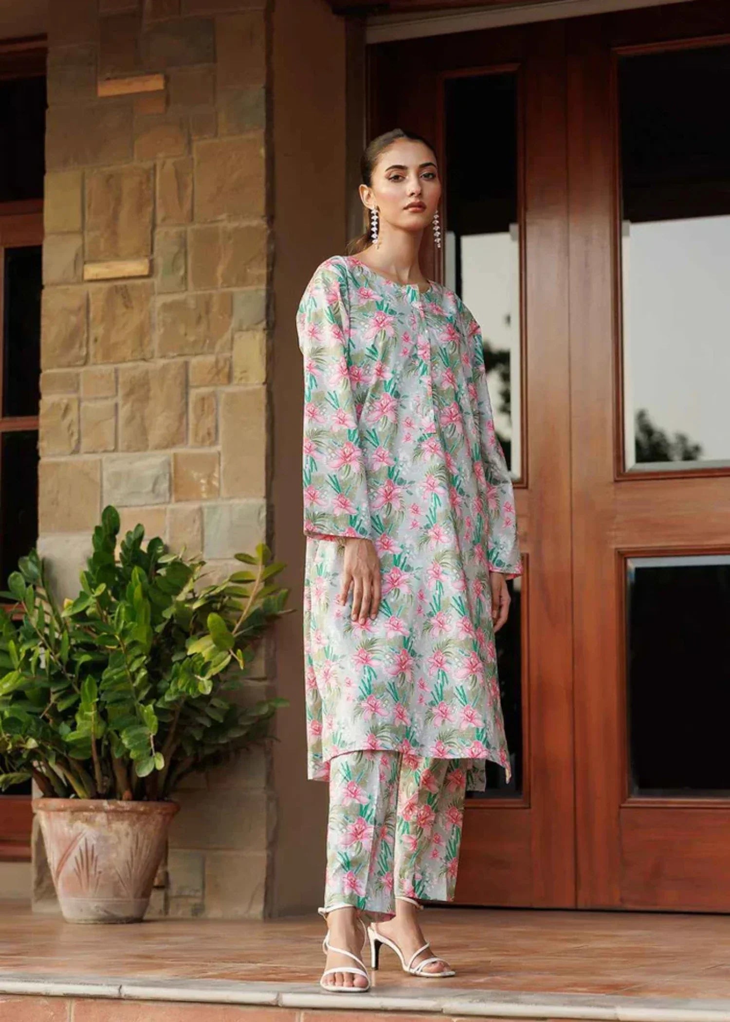 Zarasi Breeze Stitched Lawn Suit | Timeless Bloom Women 2pcs