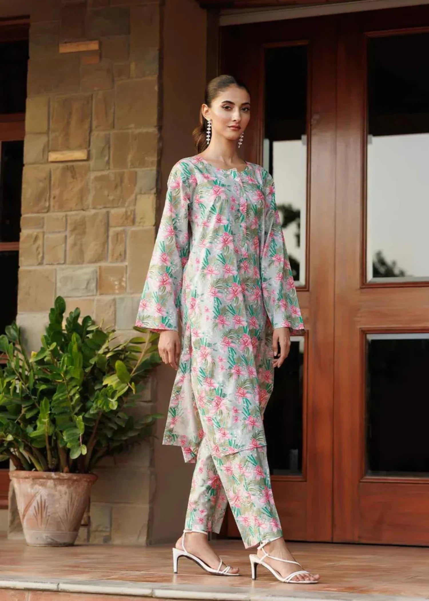 Zarasi Breeze Stitched Lawn Suit | Timeless Bloom Women 2pcs