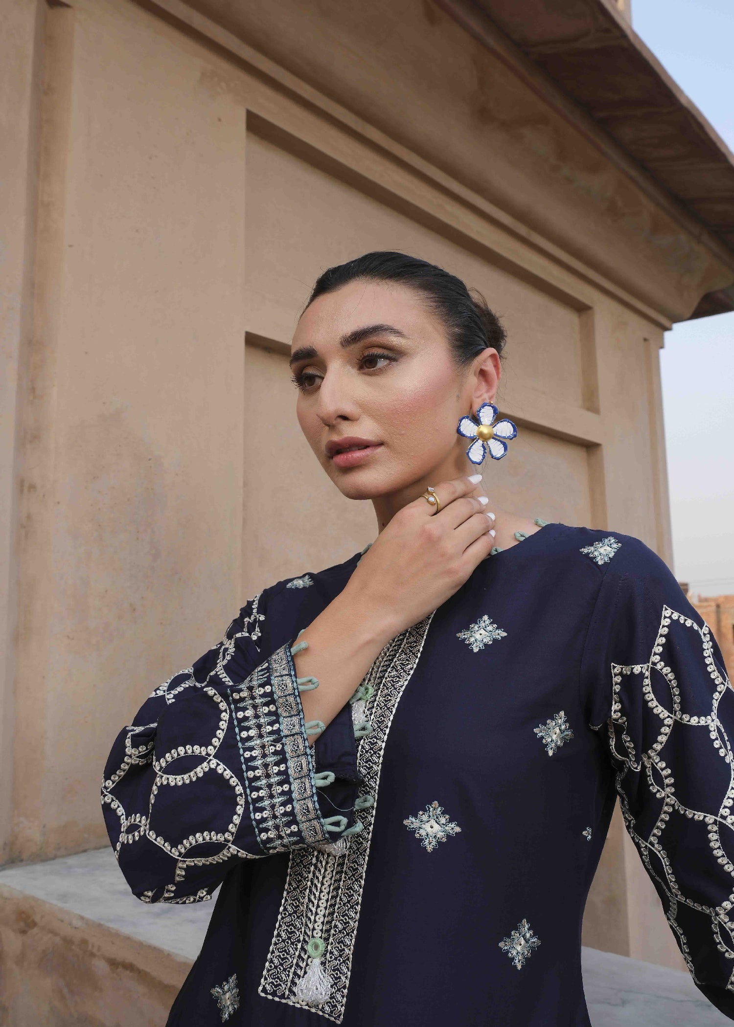 Nayaa's Sapphire Women 3pcs