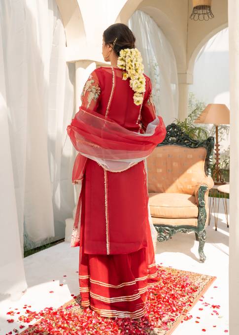 Hem Lotus Outfit Maroon Women 4pcs