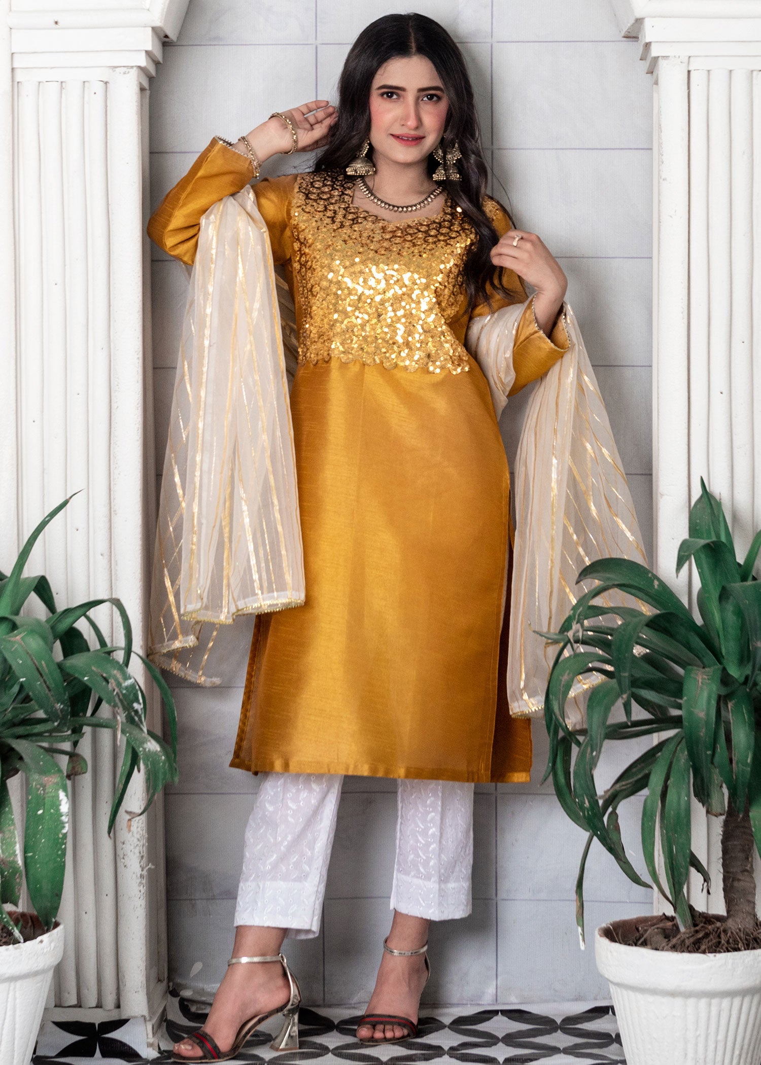 A&J Mommy and Me Gold Women 3pcs