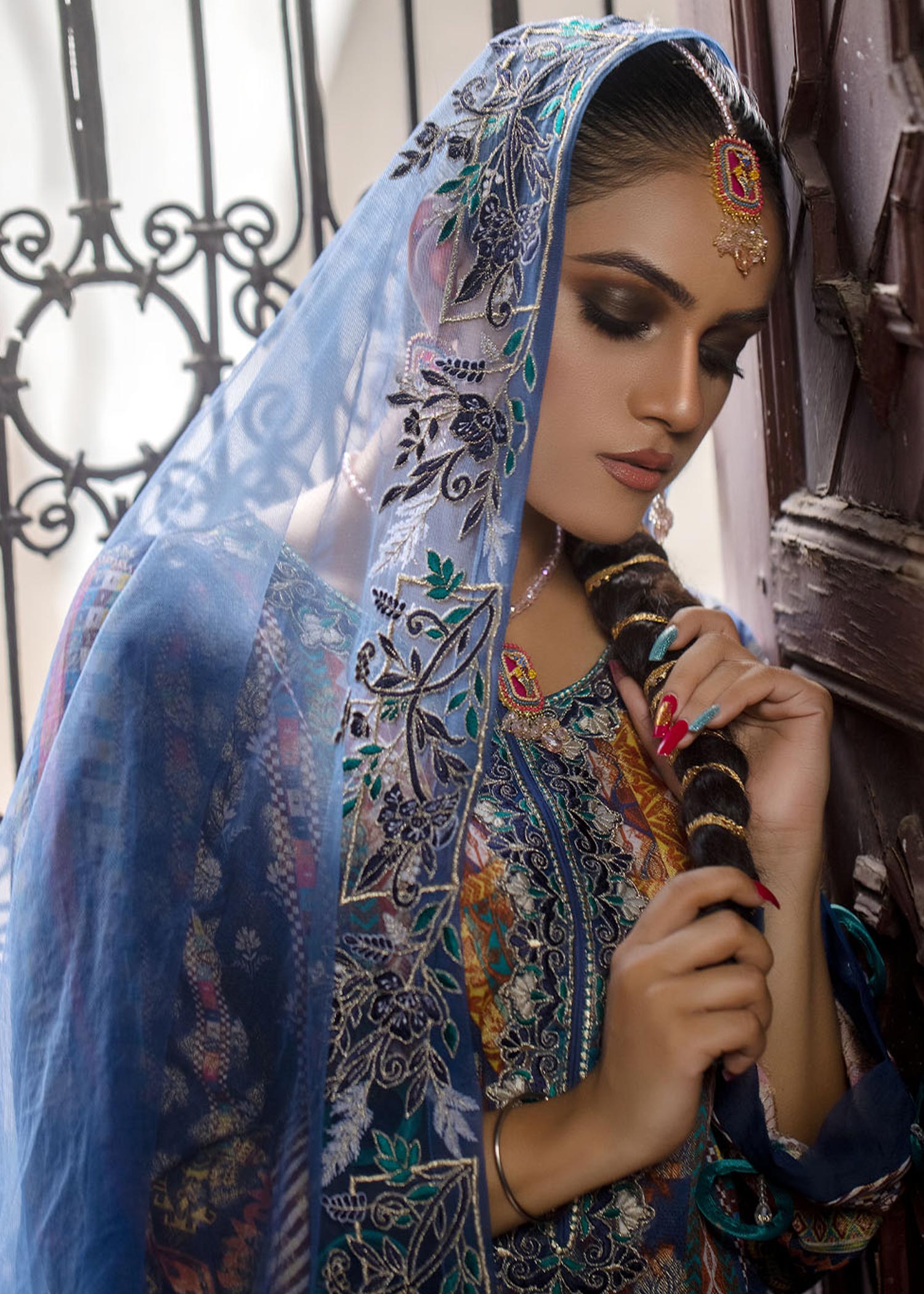 Madame Embroidered Jacquard Suit 2517 Women 3pcs