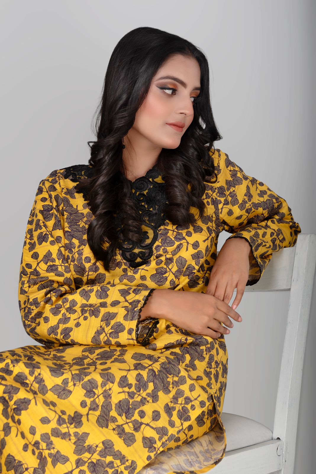 A&J W.E YELLOW Women 2pcs