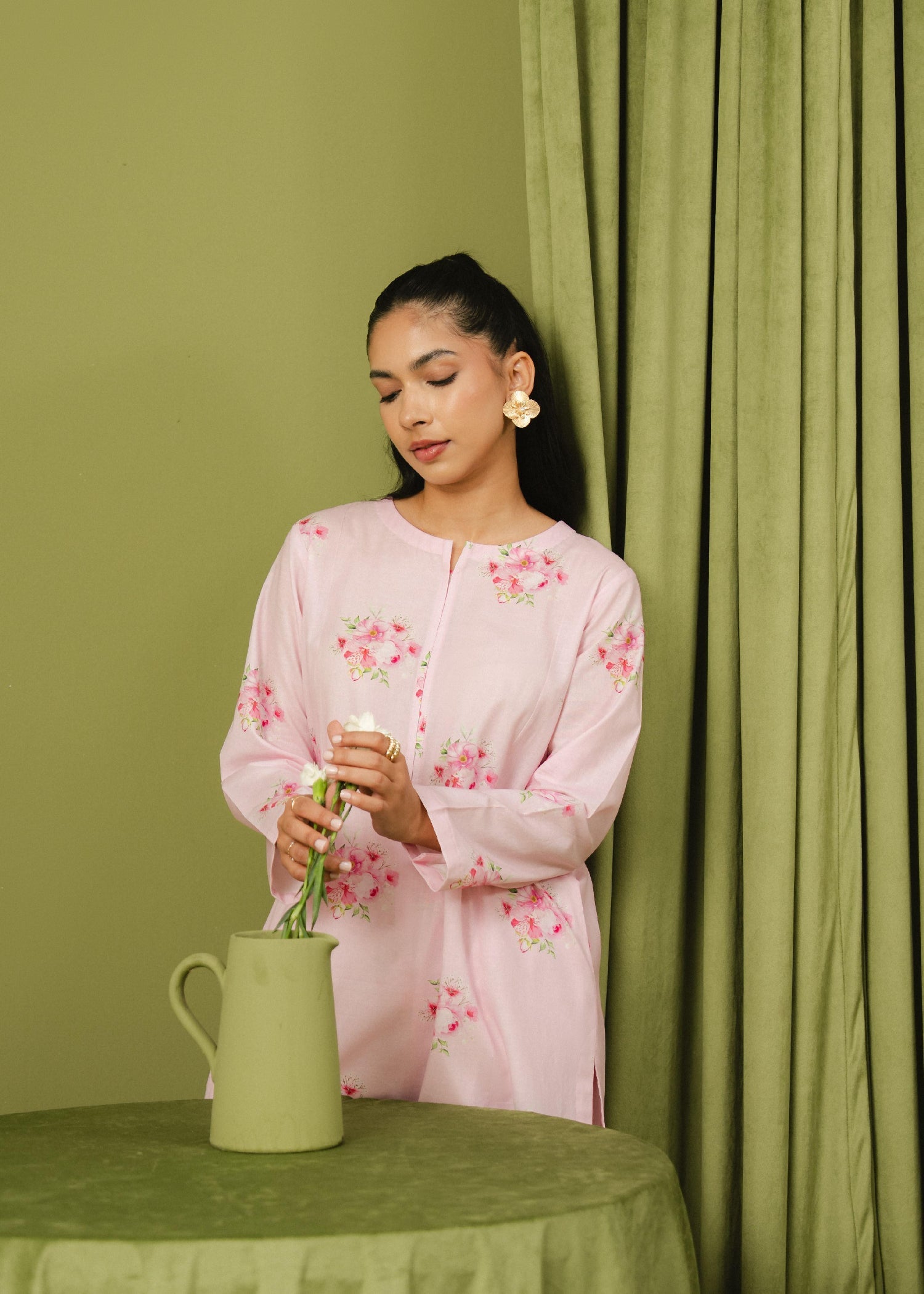 Buzzazi Baby Pink Printed Suit Women 2pcs