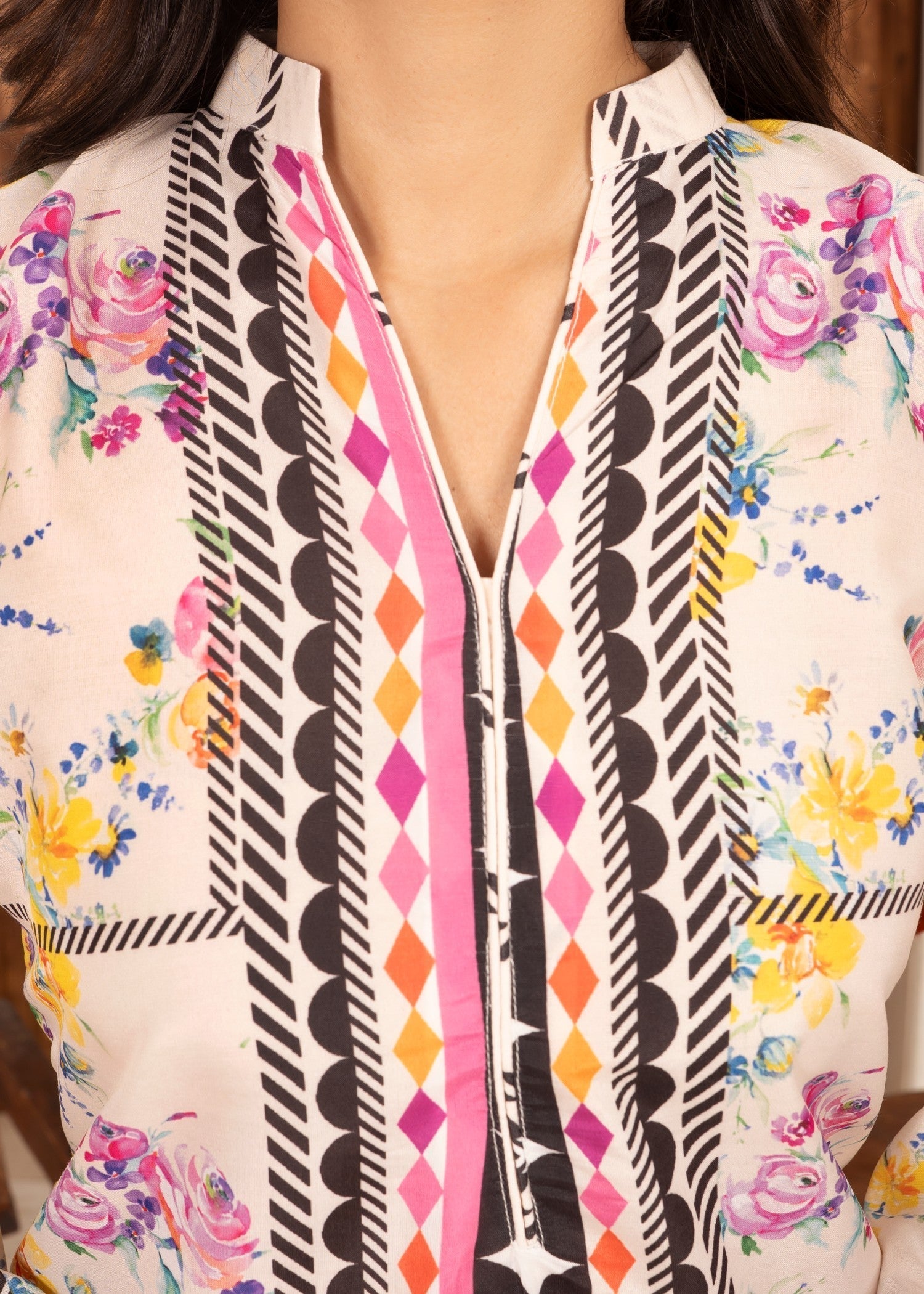 Abeera Art No: ADP 08 – Statement Style in Digital Printed Swiss Lawn Women 2pcs