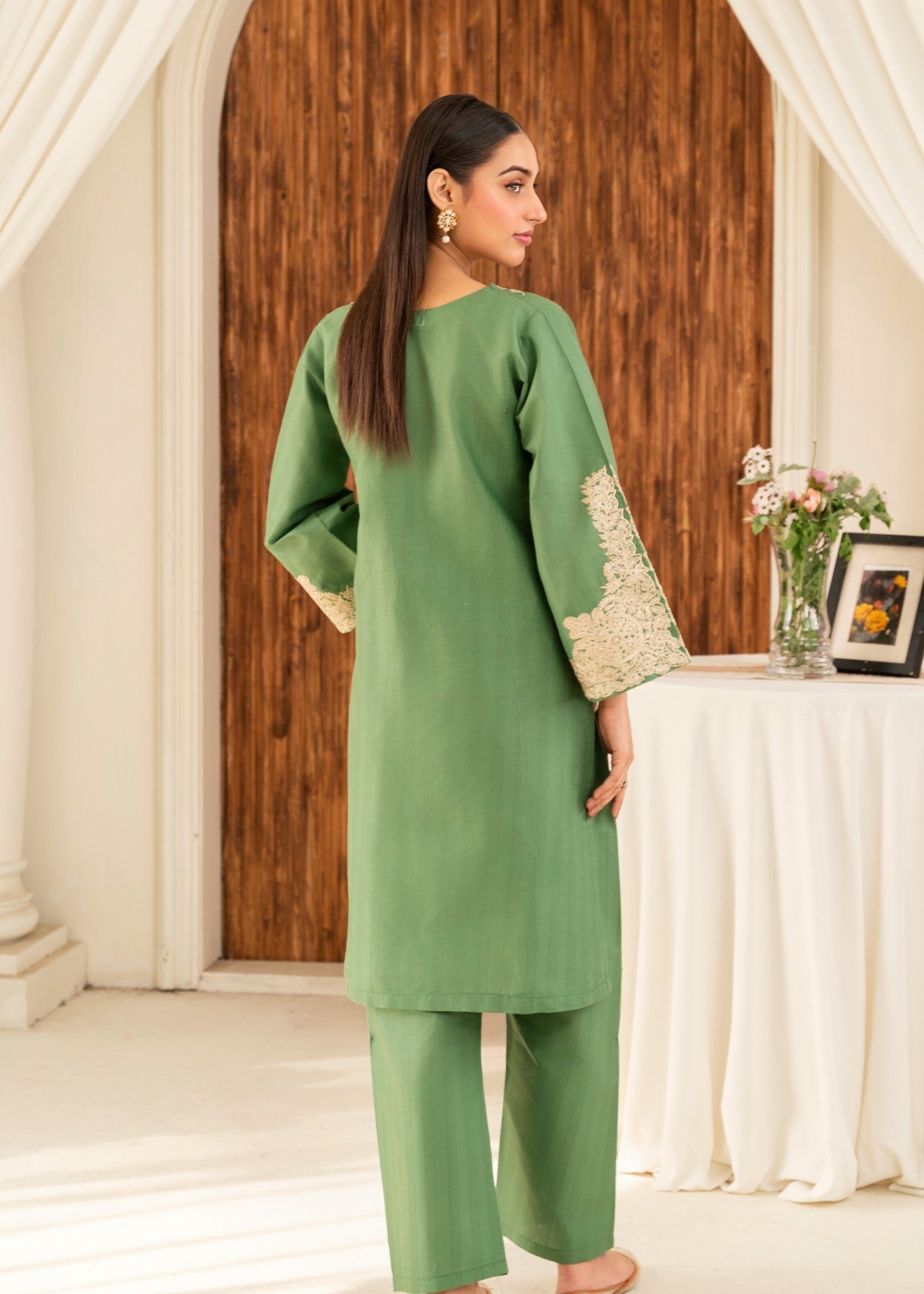 Flutterby Zeenat G Women 2pcs