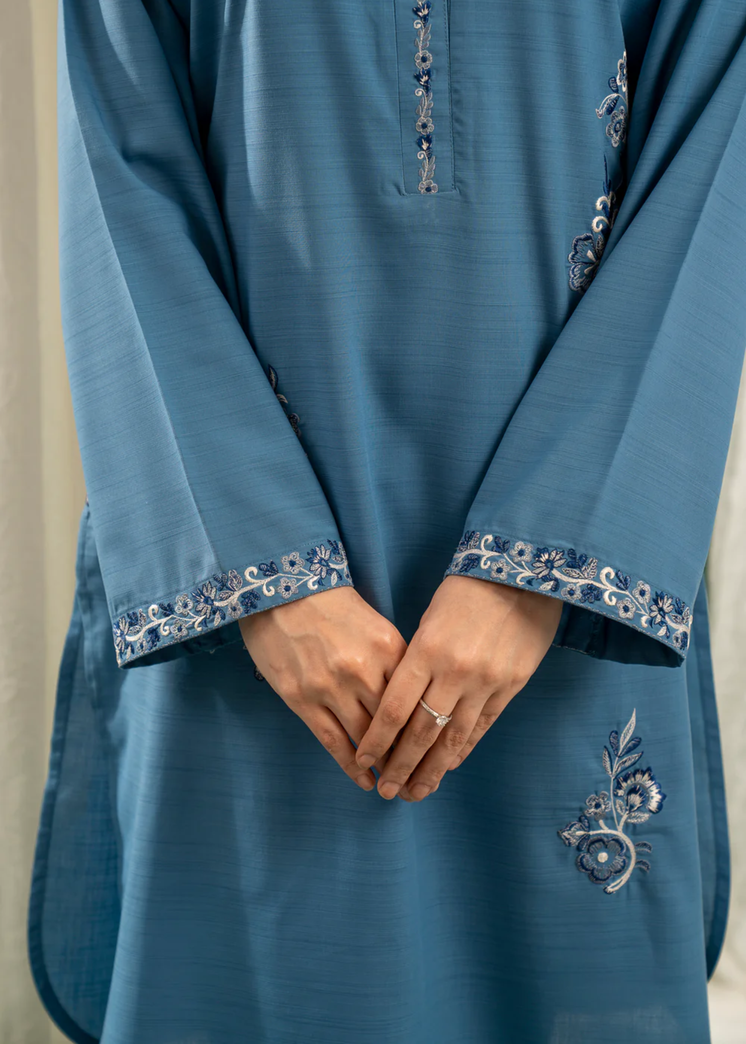 Zouj BLUE EMBROIDERED SET Women 2pcs