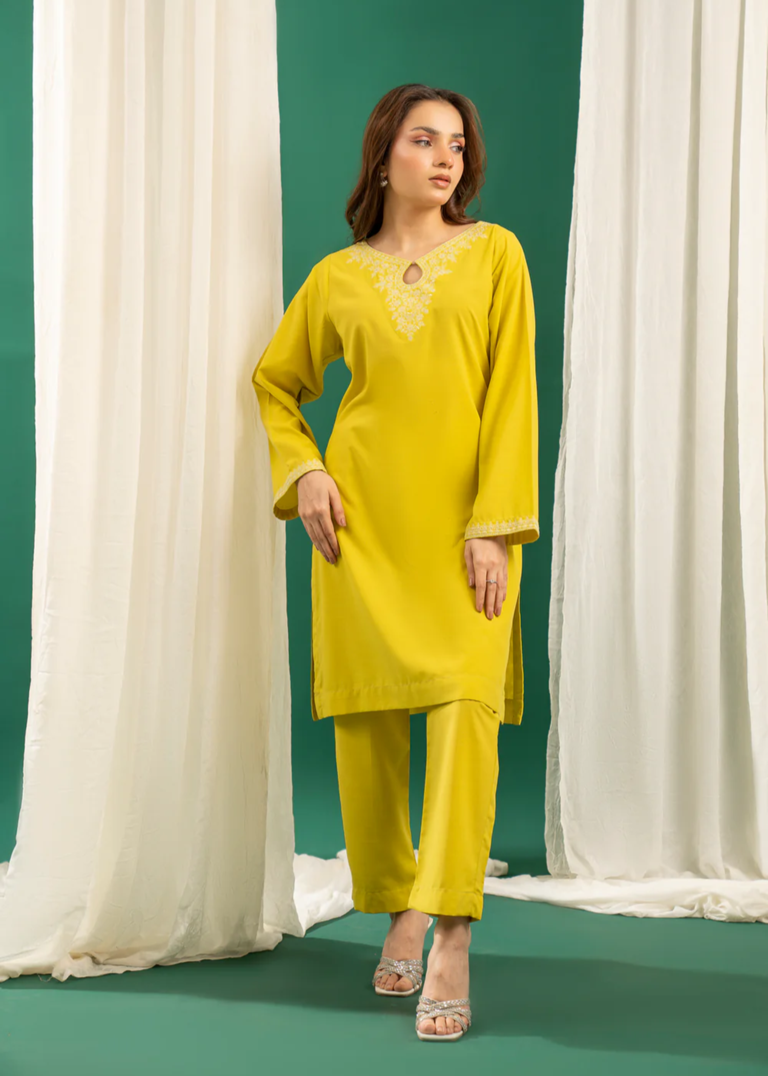 Zouj YELLOW EMBROIDERED SET Women 2pcs