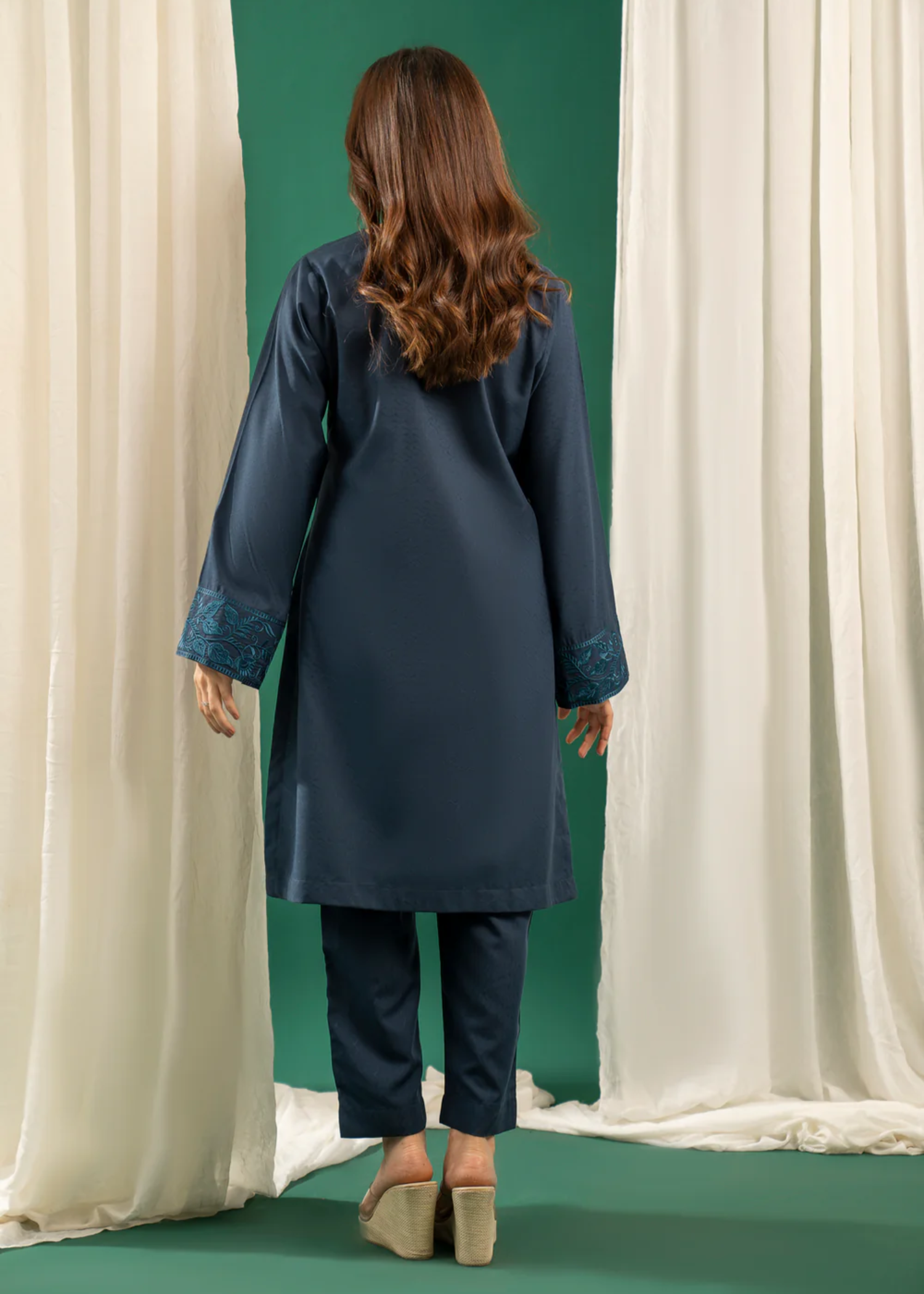 Zouj NAVY BLUE EMBROIDERED SET Women 2pcs