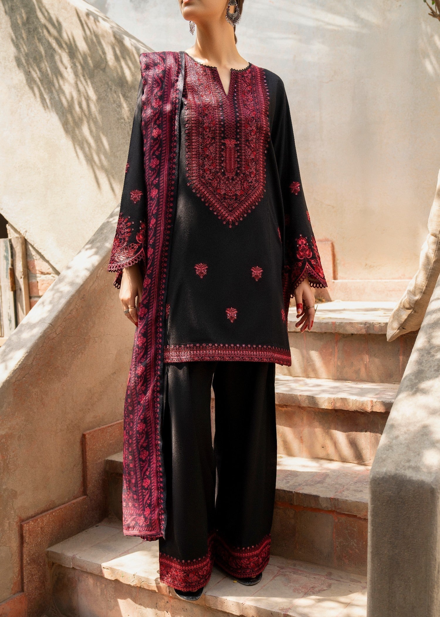 Casual Lite Cotton Emb Suit 04 Women 3pcs