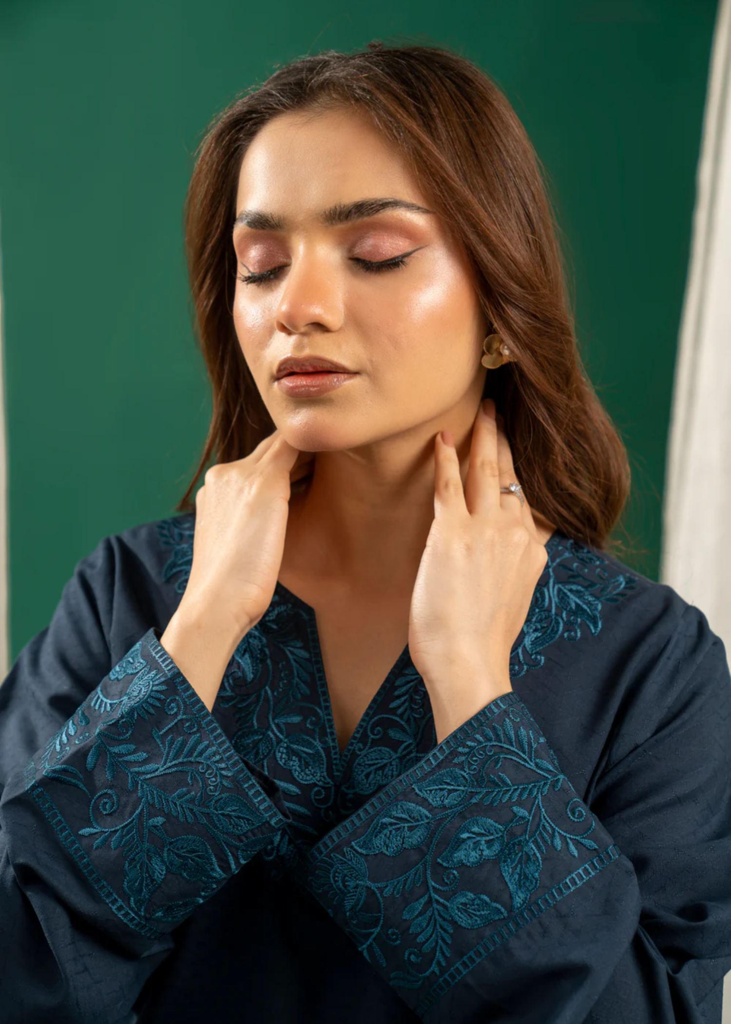 Zouj NAVY BLUE EMBROIDERED SET Women 2pcs