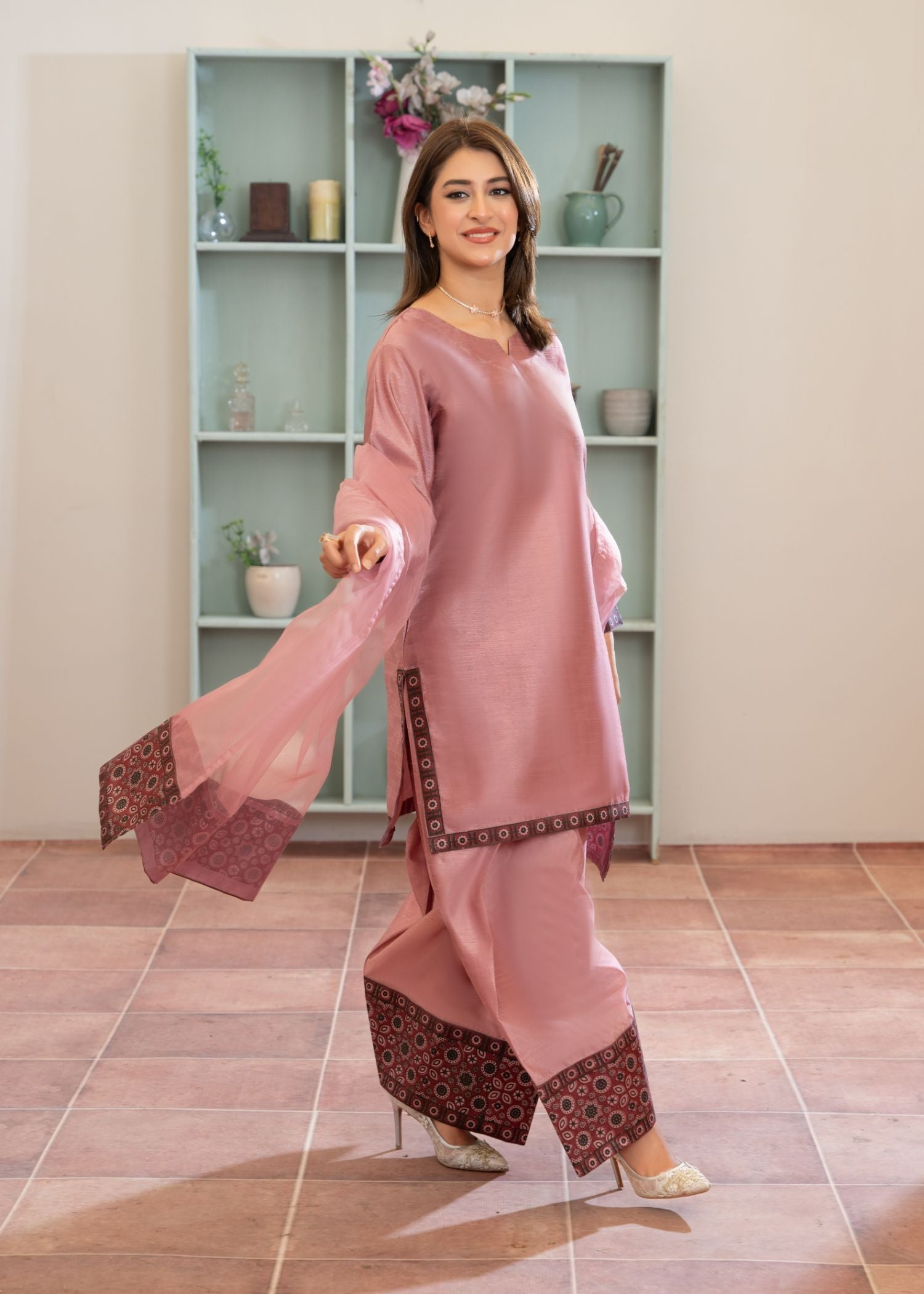 Momin Online Farshi Shalwar 525A Women 3pcs
