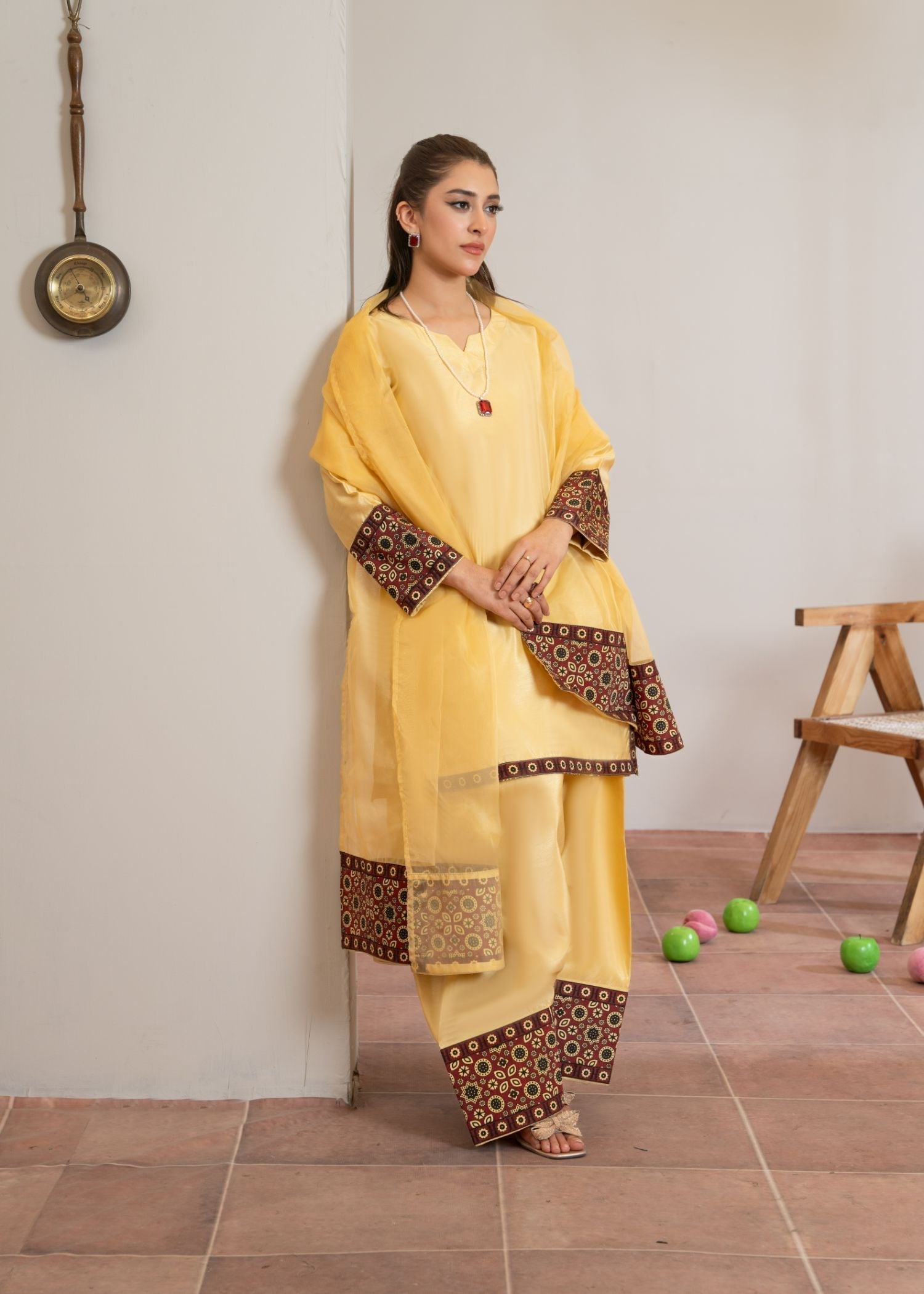 Momin Online Farshi shalwar 526 Women 3pcs