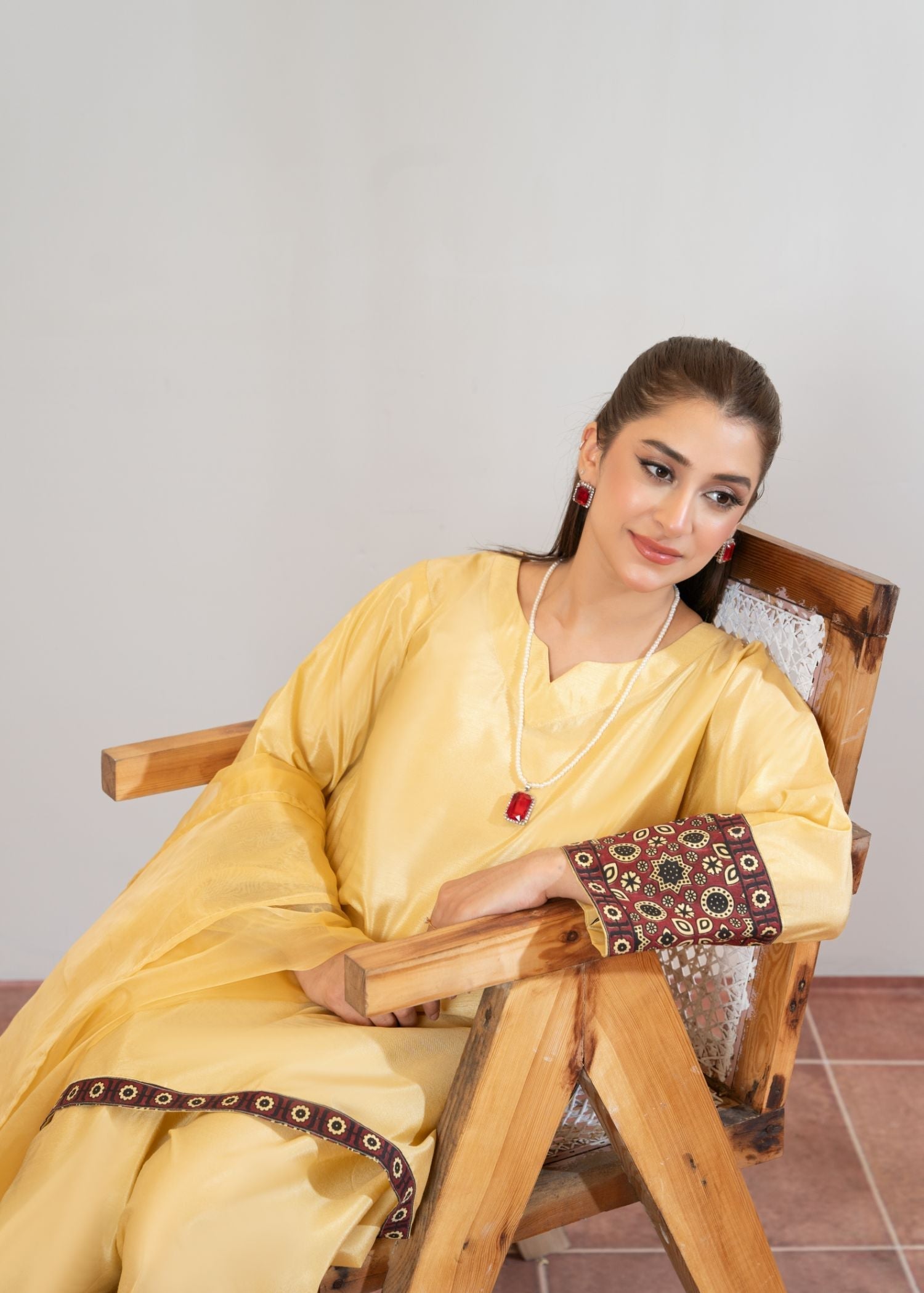 Momin Online Farshi shalwar 526 Women 3pcs