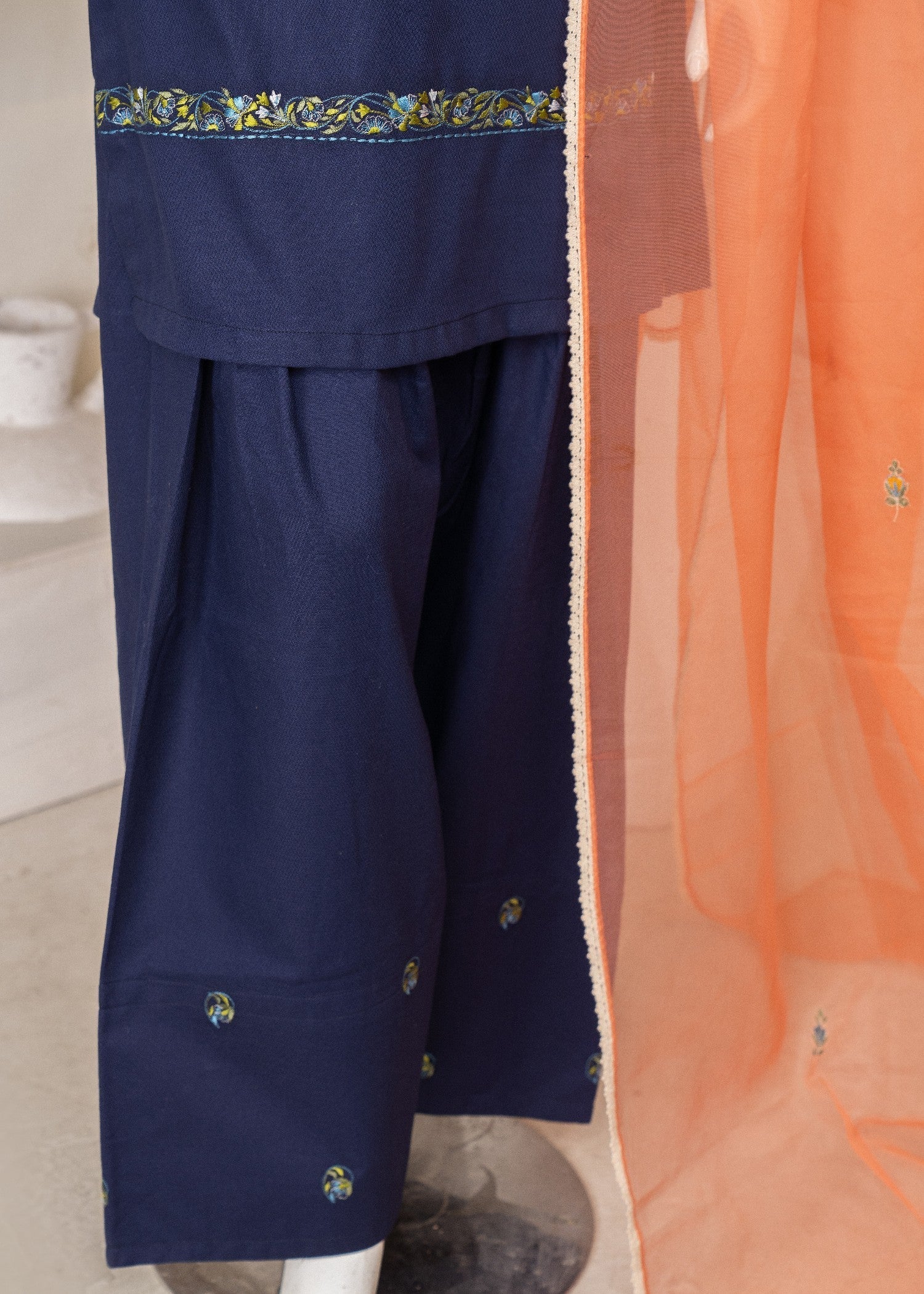 Aks-e-Jahan AYA Women 2pcs