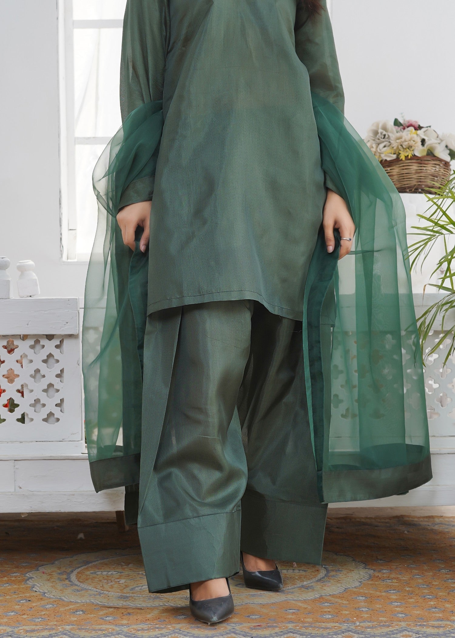 Waniya Awais WAF D1 (Farshi Shalwar) Women 3pcs