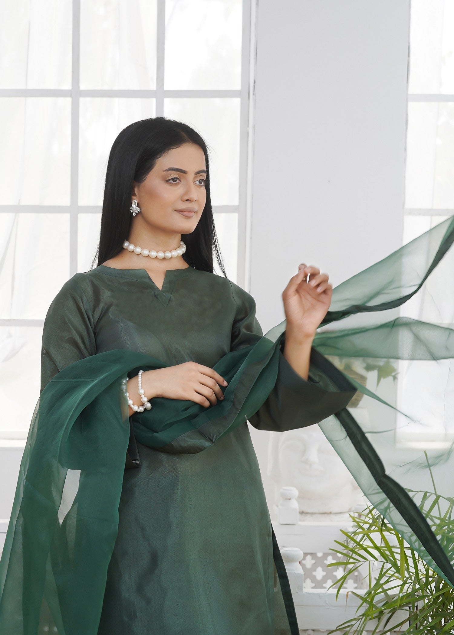 Waniya Awais WAF D1 (Farshi Shalwar) Women 3pcs