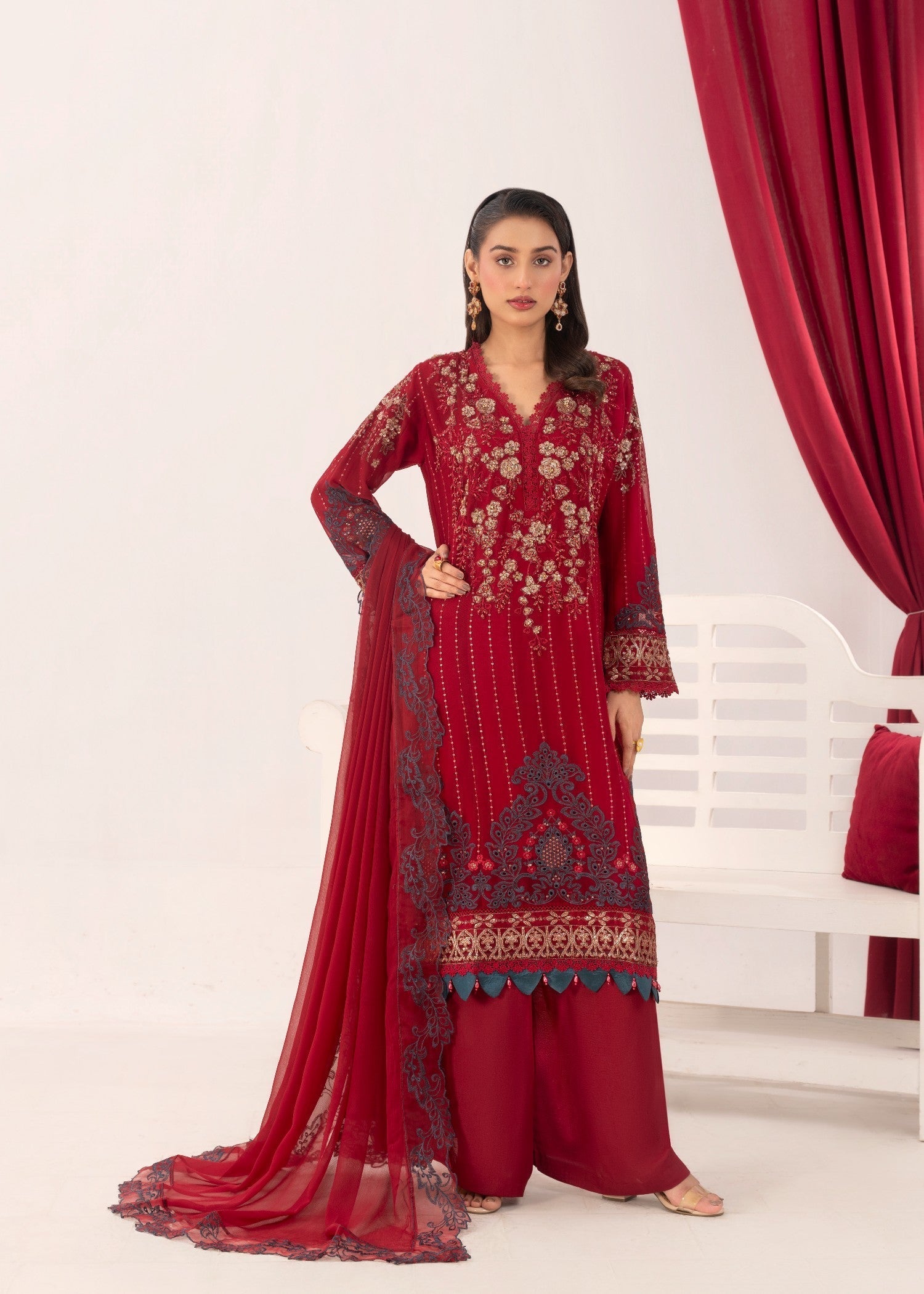 Pehnawa Fashion REDISH EMBROIDERED CHIFFON Women 3pcs