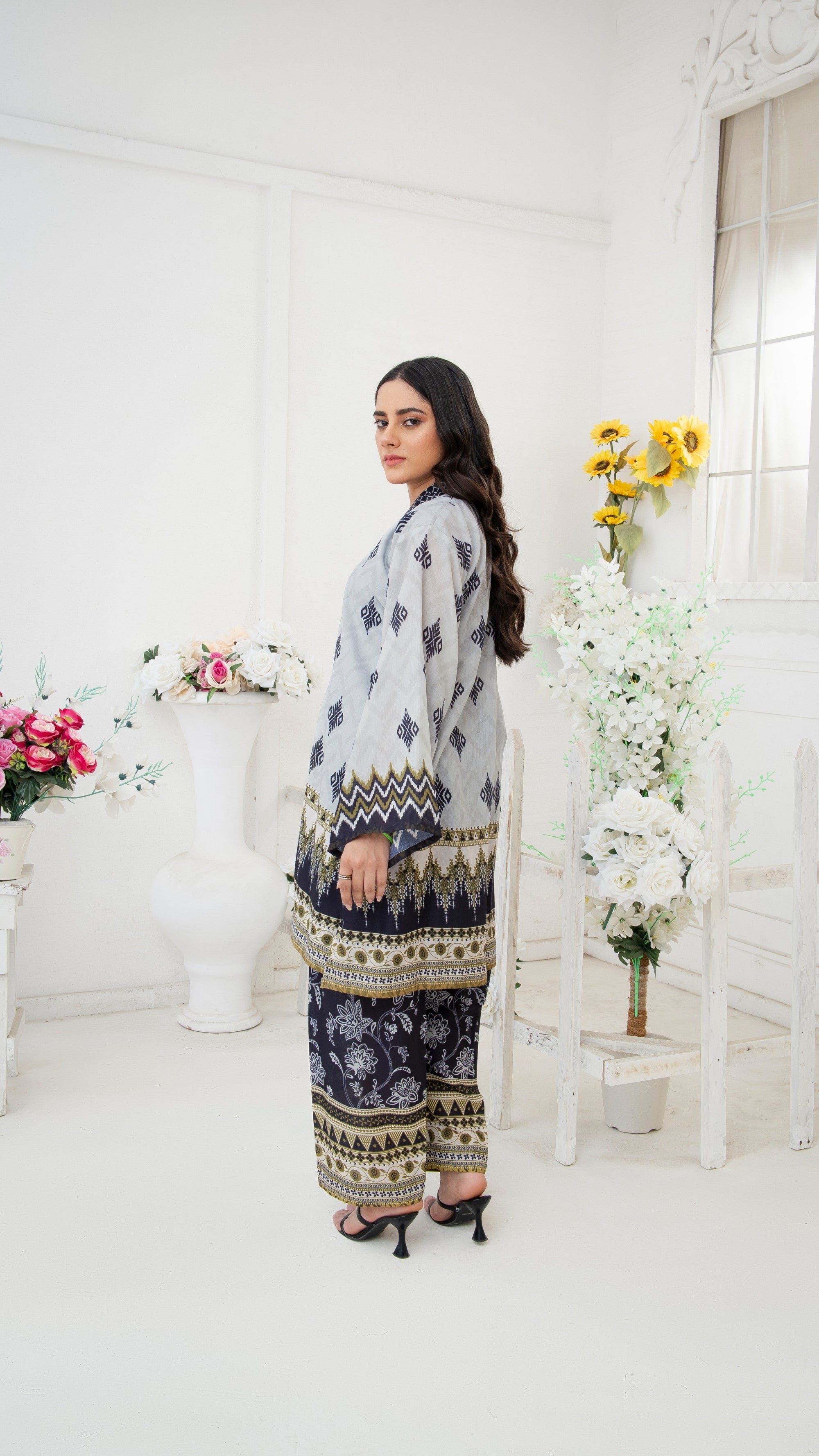 Tehreer RTW CW 002 Women 2pcs