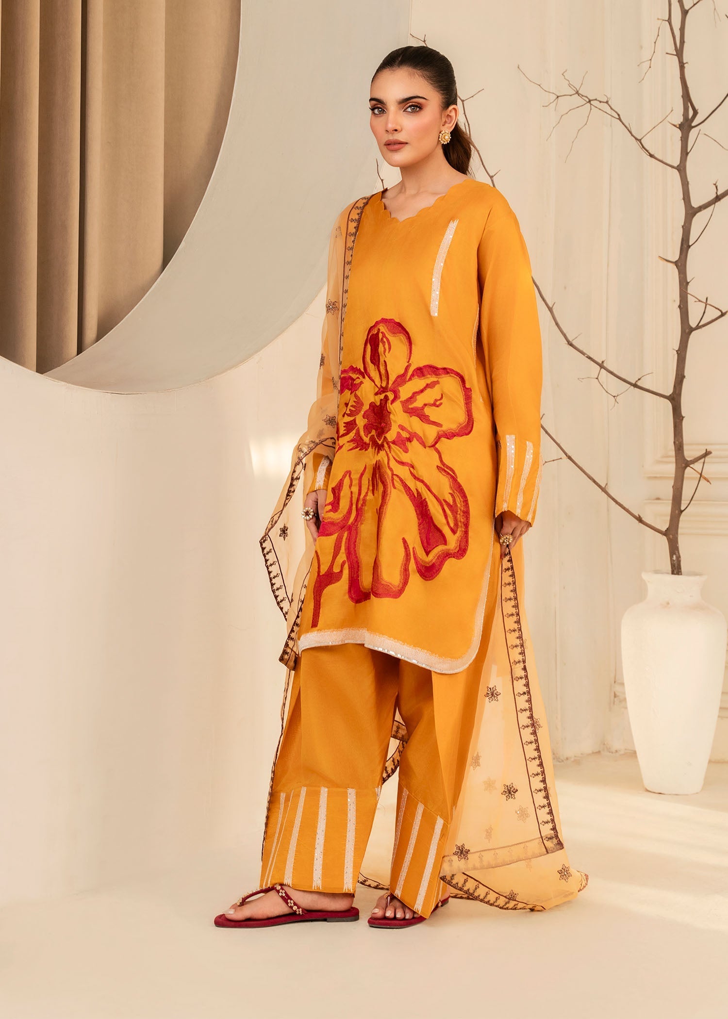 Zoya&Zafar Farshi shalwar 05 Women 3pcs