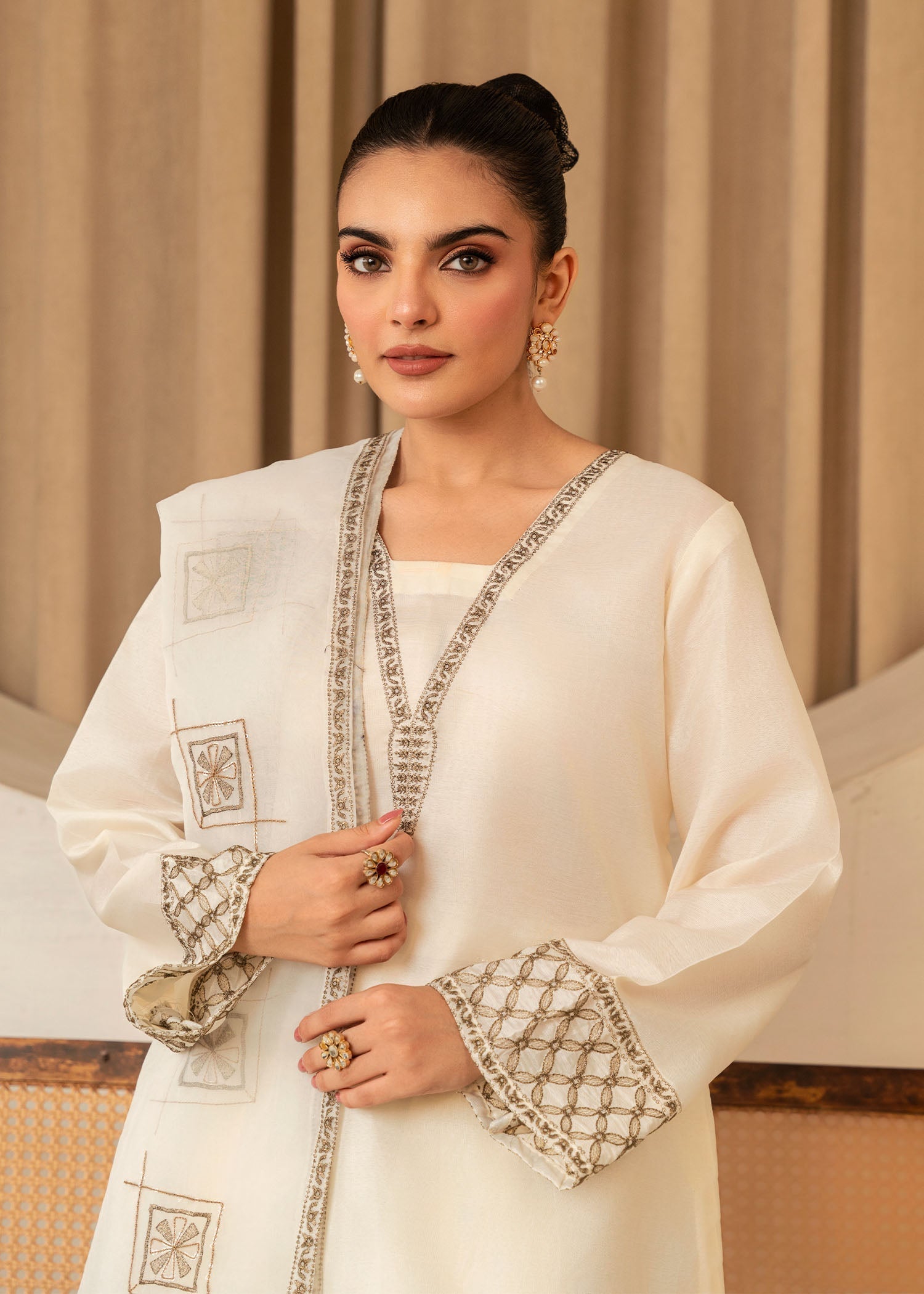 Zoya&Zafar Farshi Shalwar 10 Women 3pcs