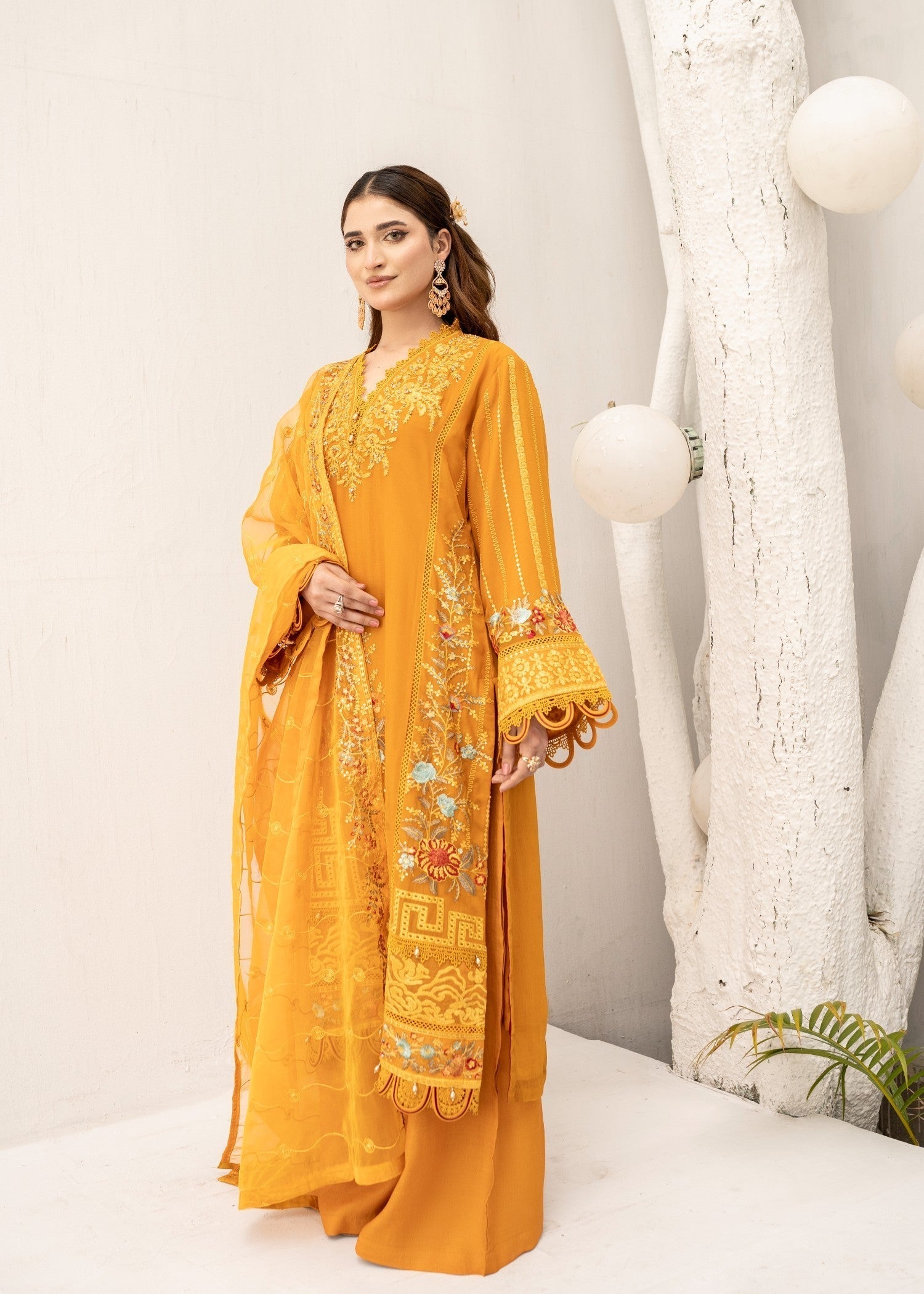 Pehnawa By Bin Akram’s Mustard bloom Chiffon Women 3pcs