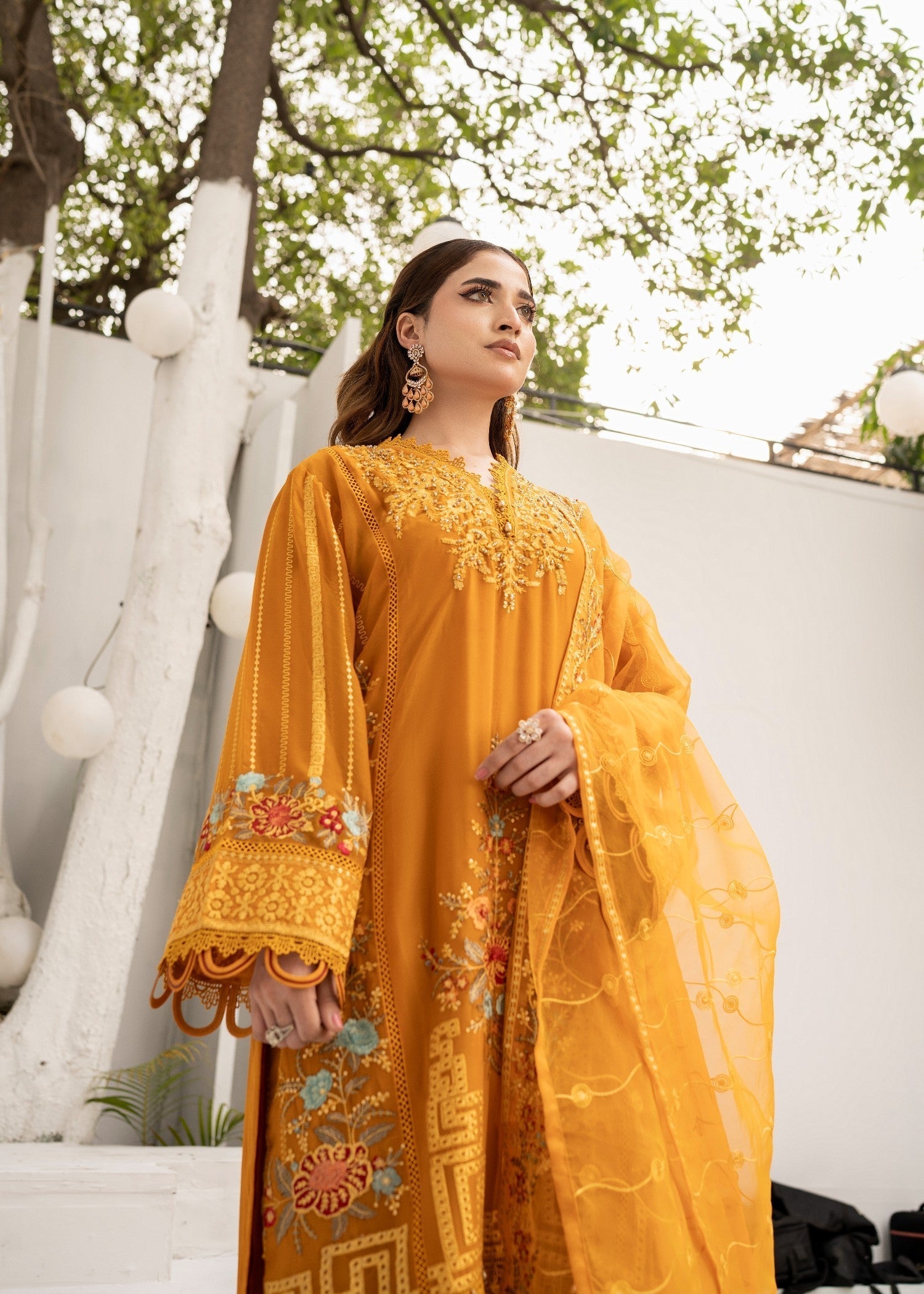 Pehnawa By Bin Akram’s Mustard bloom Chiffon Women 3pcs