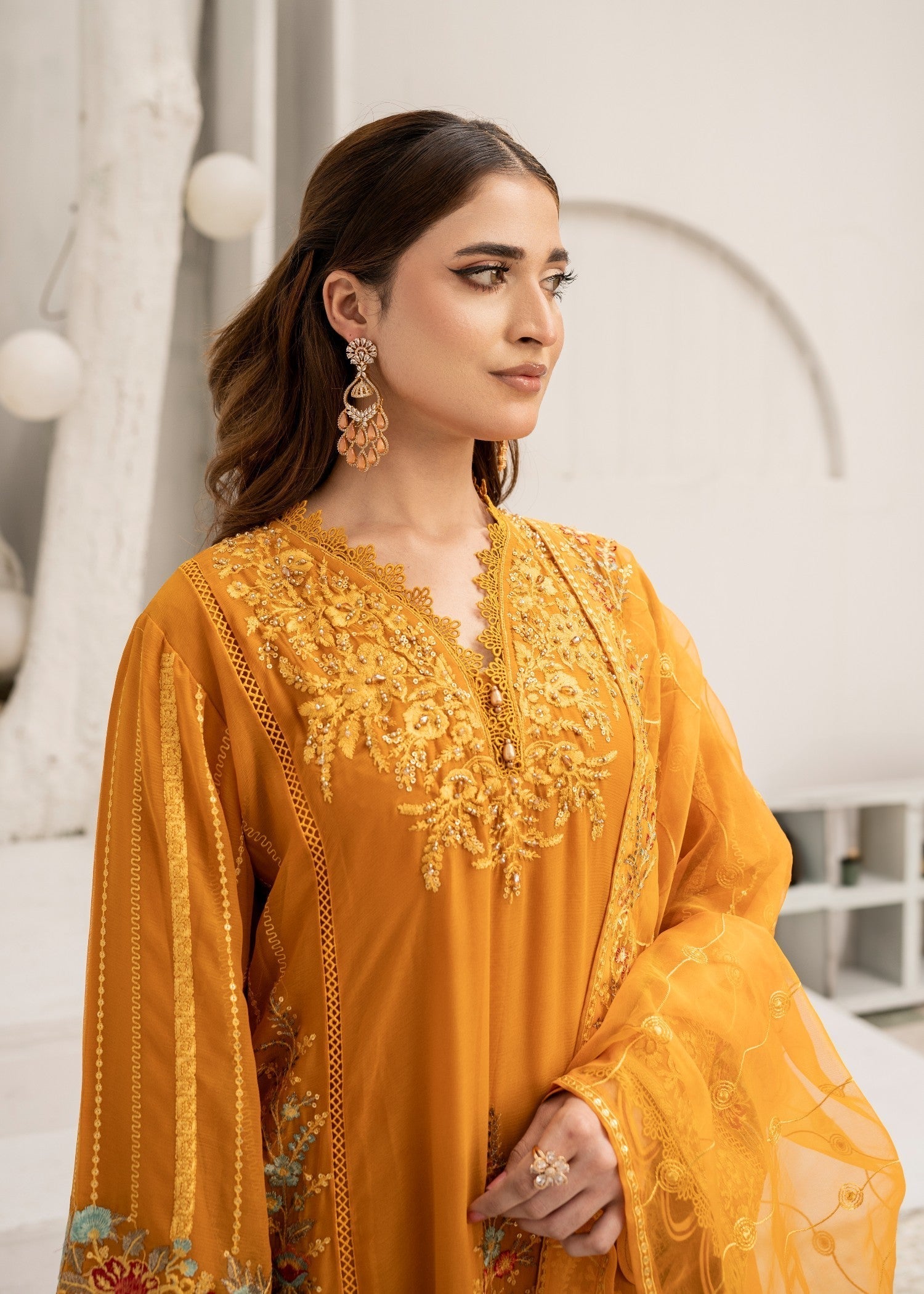 Pehnawa By Bin Akram’s Mustard bloom Chiffon Women 3pcs